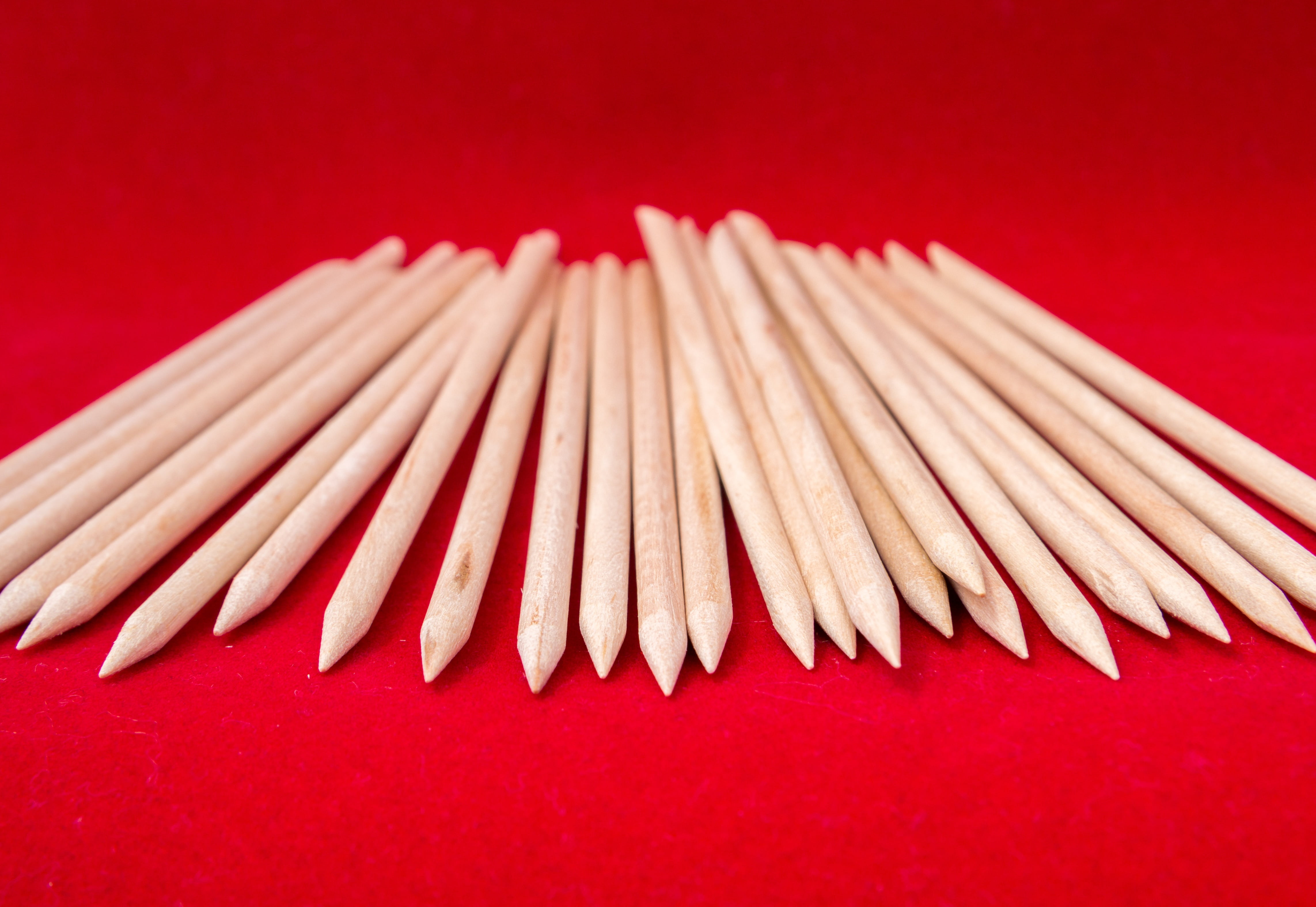 wood - material, wooden background, close-up, large group of objects, 4K, match - lighting equipment, beautiful, surface, white color, matchstick, studio shot, HD Wallpaper