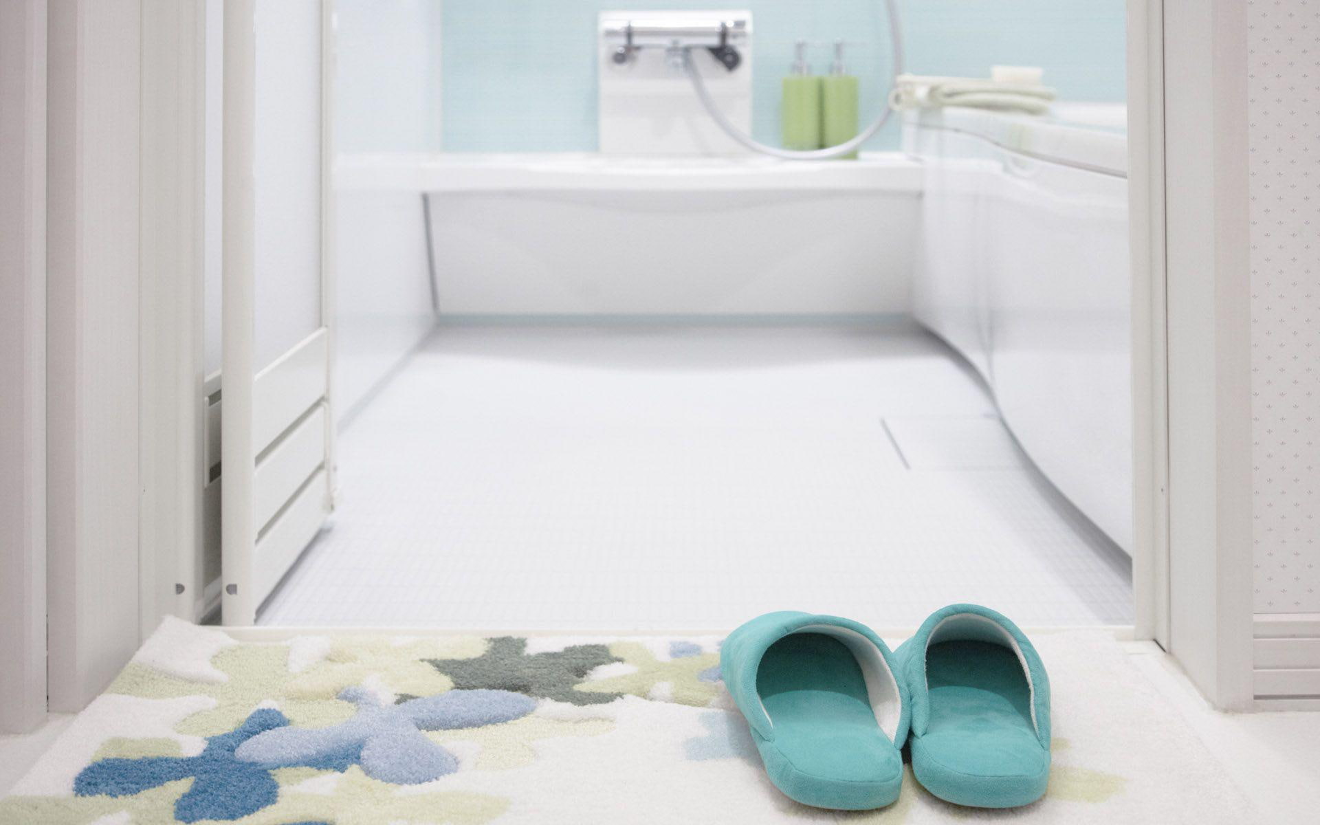 green, blue, slippers, slipper, 1080P, 1920x1200, bathroom, photography, HD Wallpaper