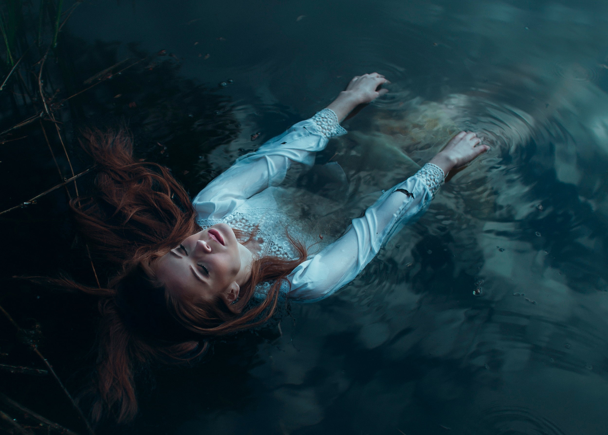 happiness, sensuality, in the water, hair, outdoors, sleeved, relaxation, beauty In Nature, one Person, enjoyment, hairstyle, beauty, fashion, caucasian Ethnicity, HD Wallpaper