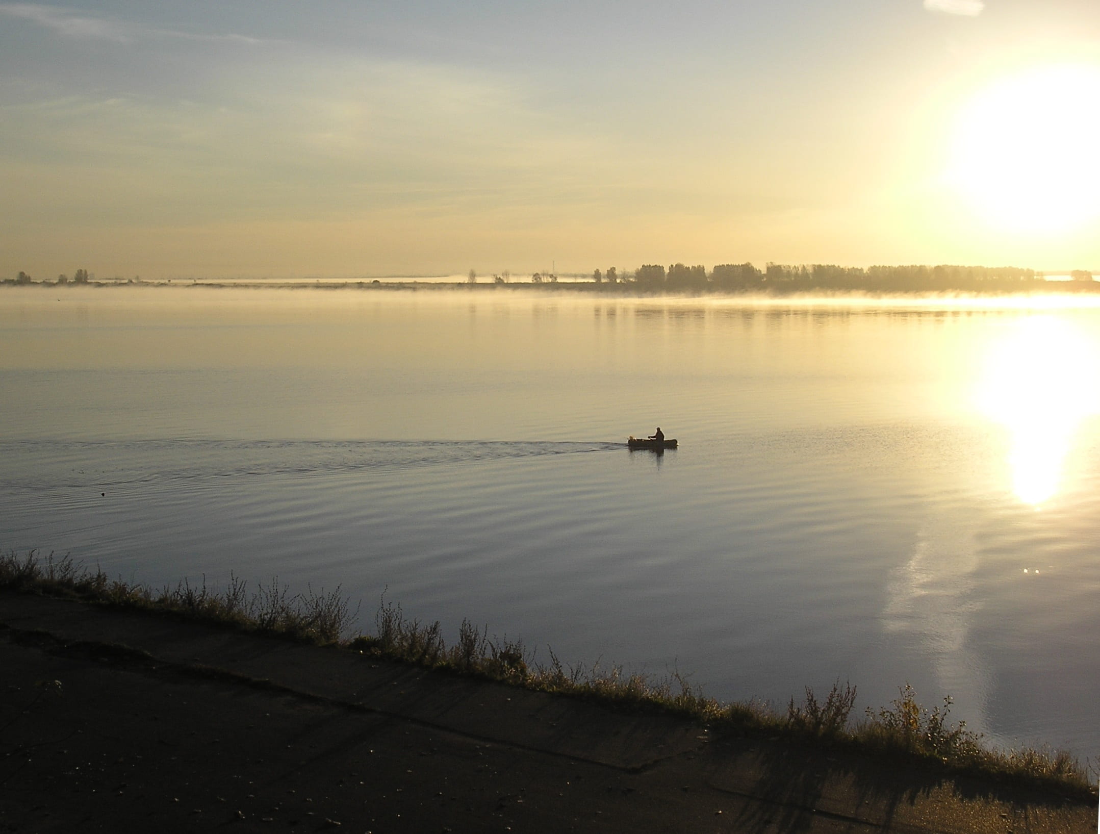 morning, nautical vessel, outdoors, river, reflection, mode of transportation, fog, raw photo, beauty in nature, non-urban scene, water, 1080P, beach, HD Wallpaper