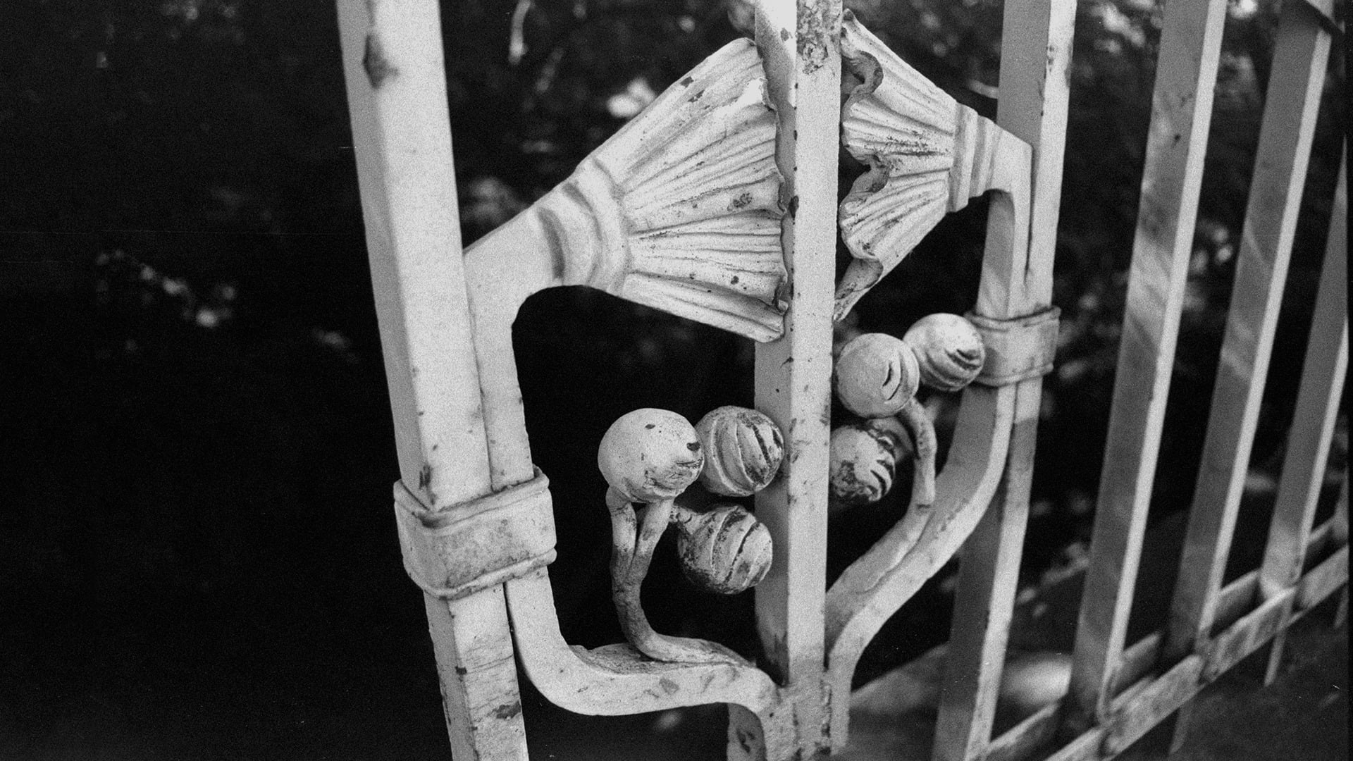 security, door, art and craft, day, close-up, focus on foreground, outdoors, history, creativity, monochrome, religion, built structure, the past, metal, HD Wallpaper