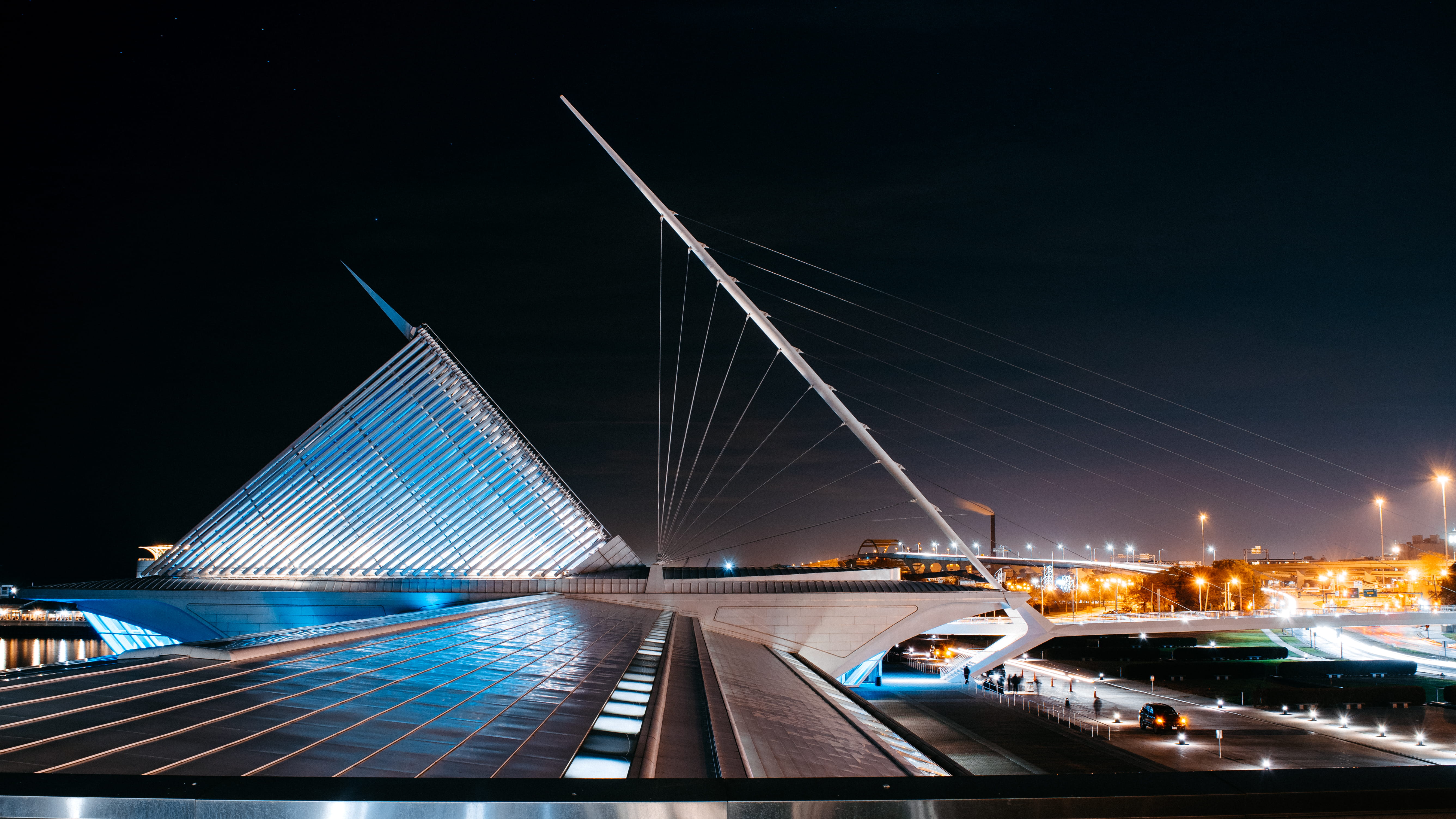 motion, speed, night, building exterior, built structure, transportation, travel destinations, stars, light trail, city, sky, museum, outdoors, milwaukee, HD Wallpaper