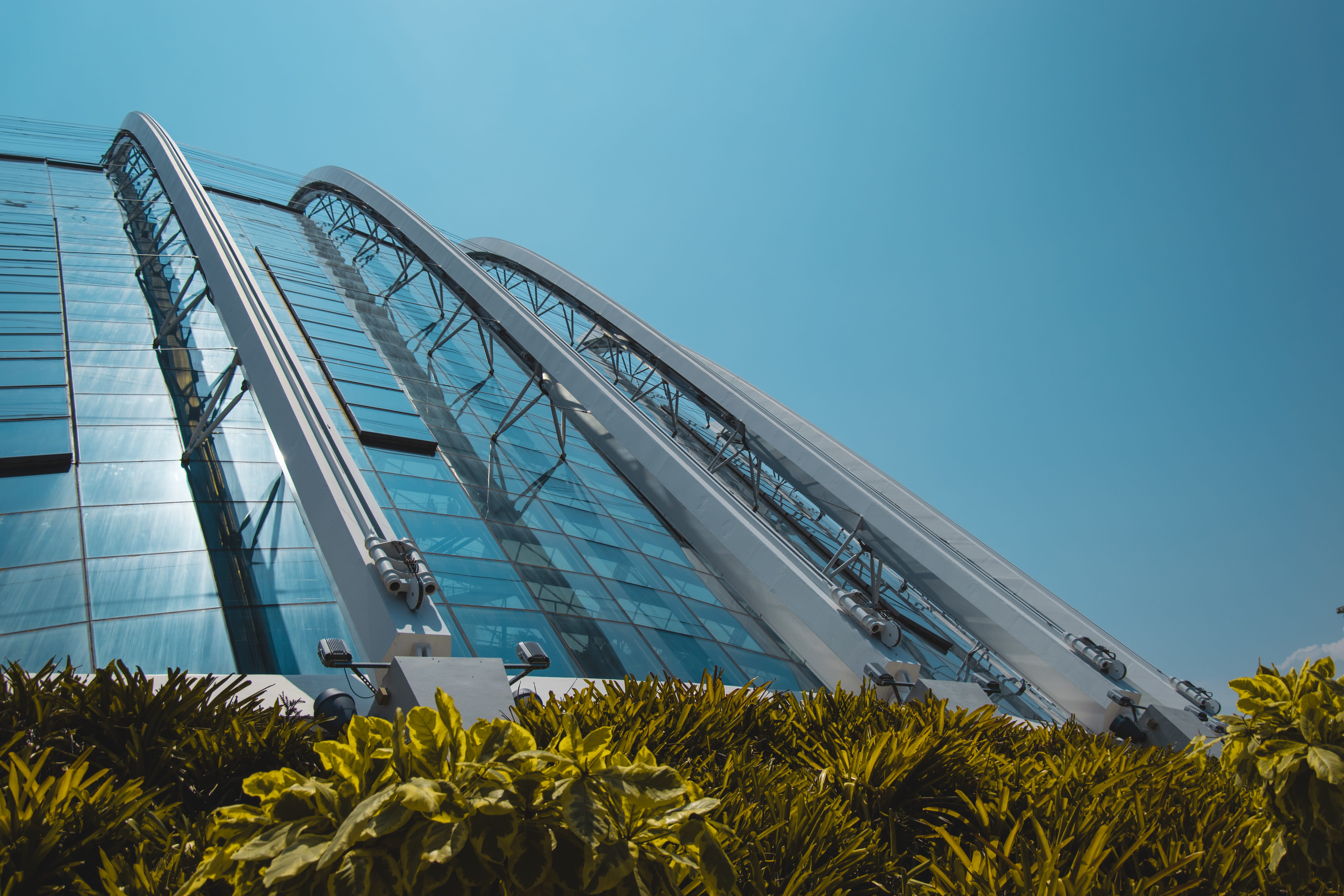 city, built structure, clear sky, urban, convention center, outdoors, office building, architecture, light, 5K, condo, no people, building, apartment building, HD Wallpaper