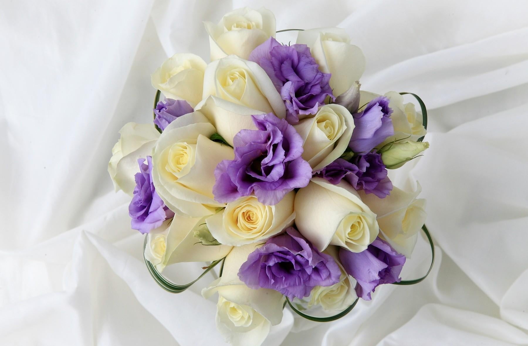 romance, close-up, flowering plant, celebration, flower Head, lisianthus russell, vulnerability, petal, freshness, married, wedding, backgrounds, flowers, HD Wallpaper