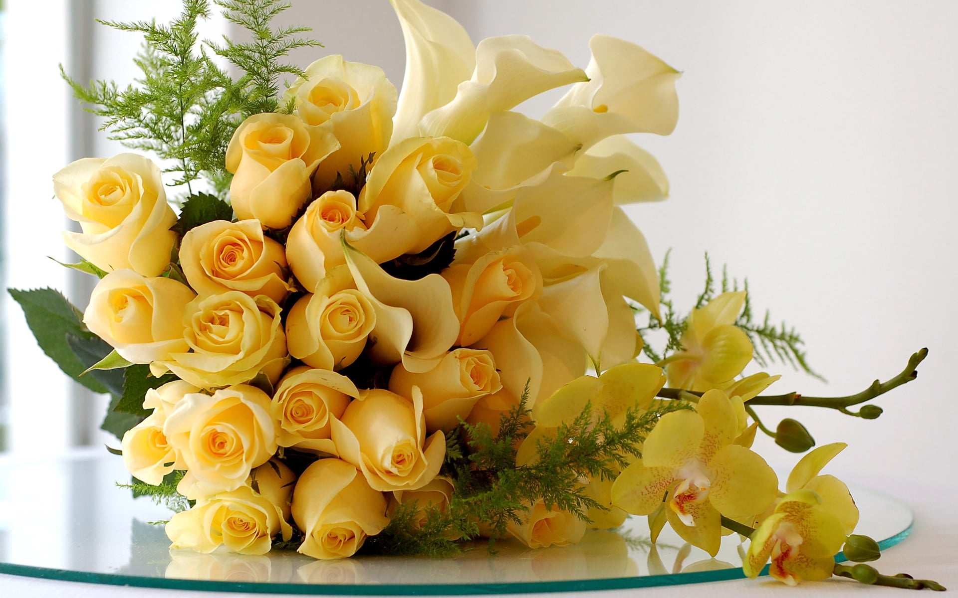 romance, wedding, vase, roses, branches, celebration, petaled, petal, decoration, bouquet, flower Head, nature, glass, beauty in nature, white color, yellow, HD Wallpaper