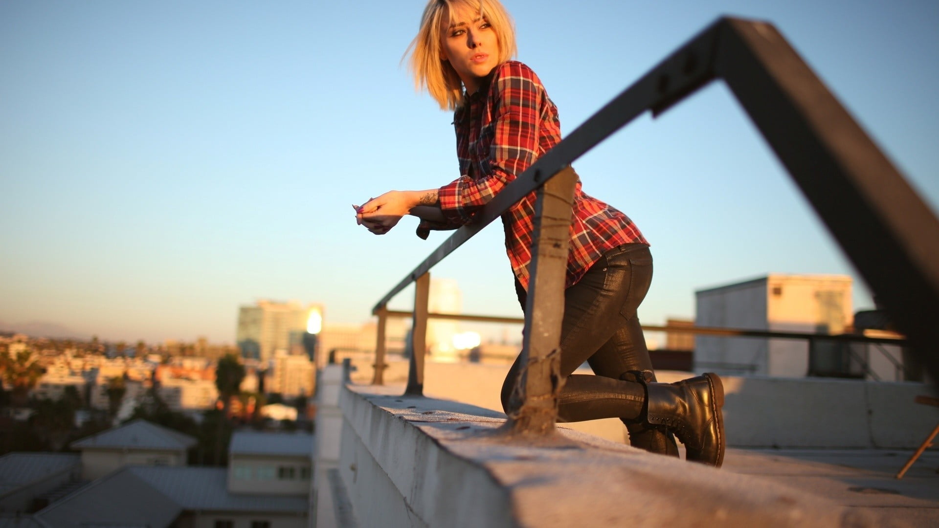 architecture, sky, building exterior, women, young adult, sunlight, casual clothing, blonde, full length, 1080P, day, copy space, one person, boots, beautiful woman, HD Wallpaper