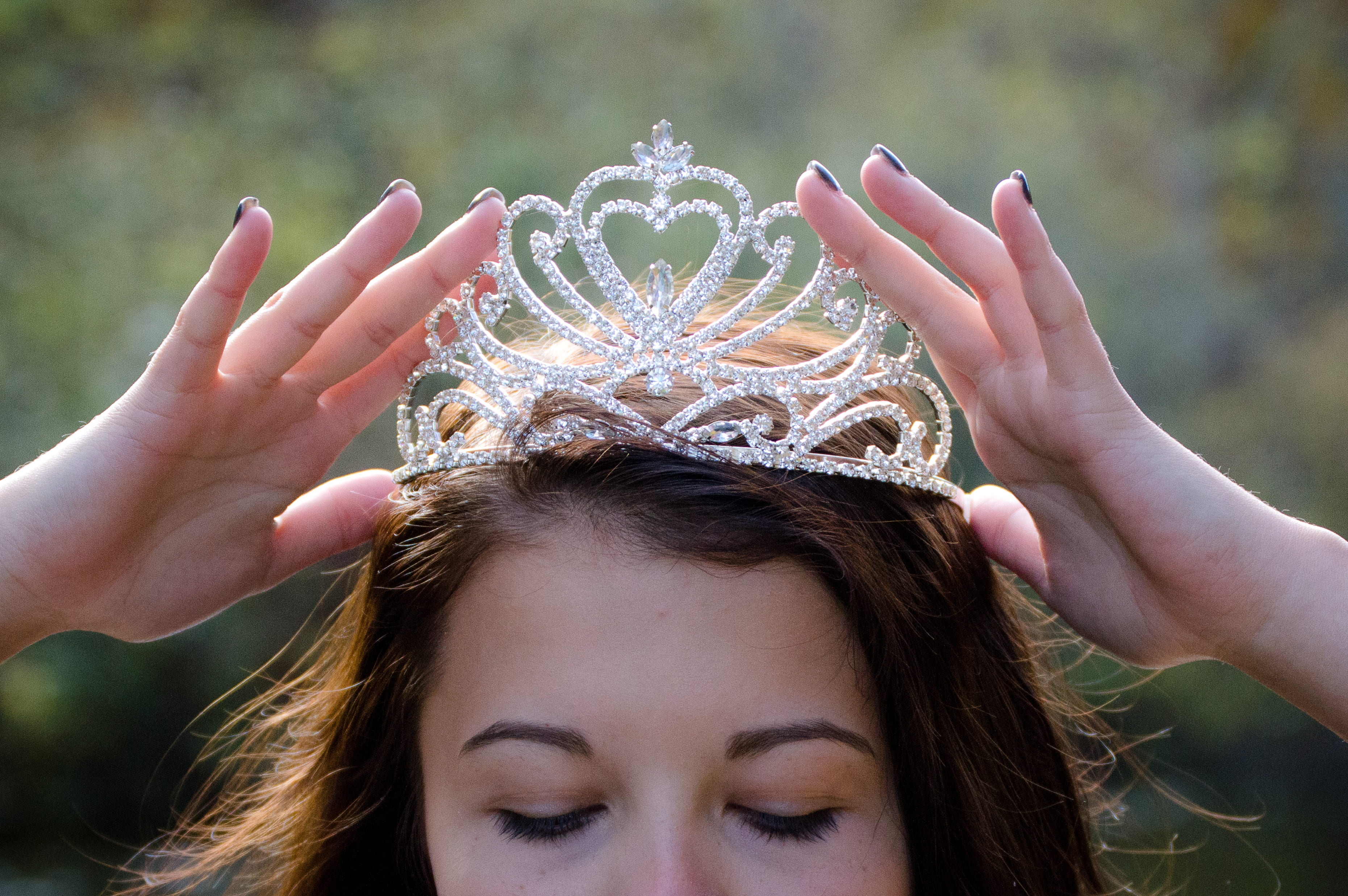 close-up, one person, hair, front view, queen, princess, hairstyle, human hair, young adult, woman, focus on foreground, women, crowning, holding, headshot, HD Wallpaper