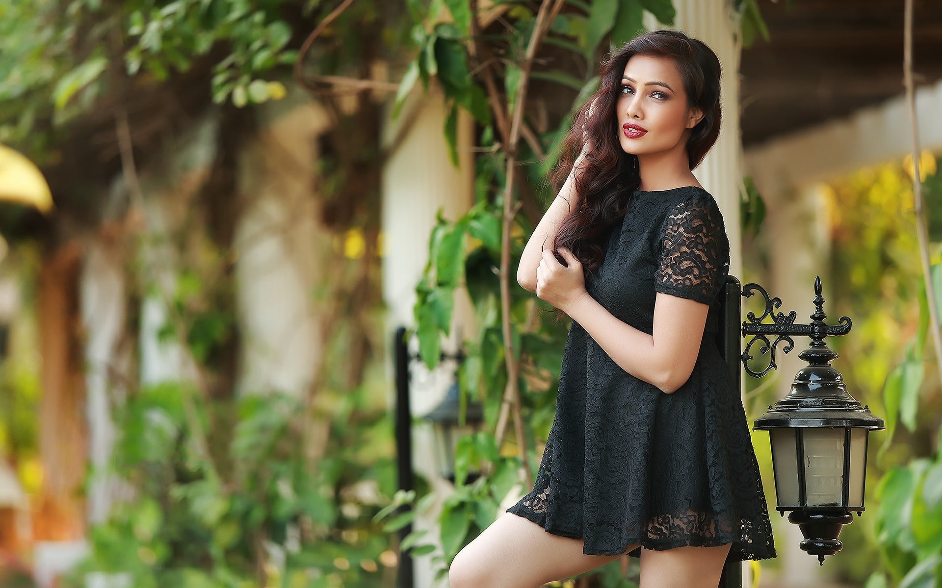 women outdoors, eyes, 1080P, lips, poses, actress, brunette, Swathi Muppala, black dress, Indian, model, celebrity, face, black clothing, women, HD Wallpaper