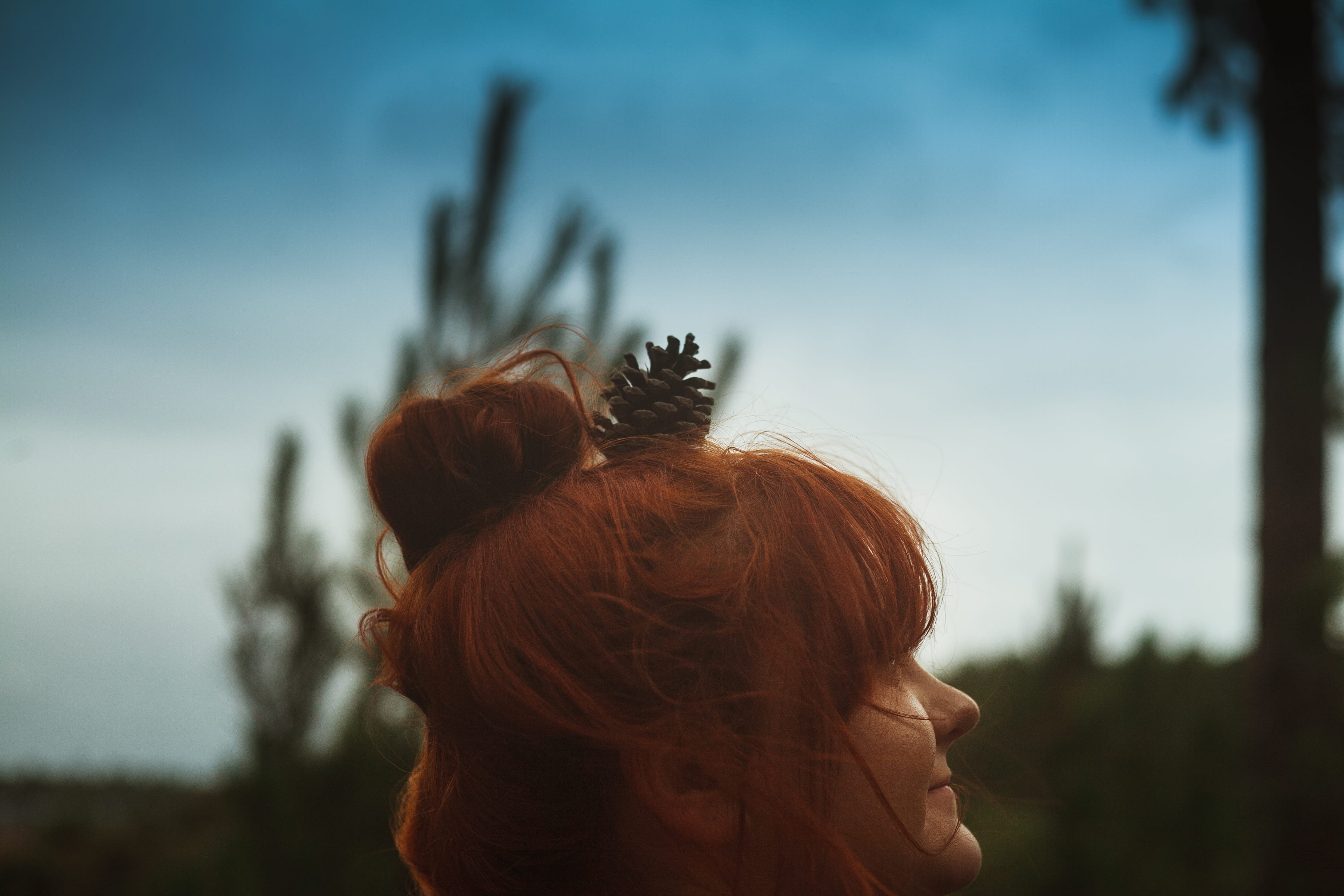 outdoors, arecaceae, hair, portrait, sky, leisure activity, cone, pine, human, palm tree, child, tree, flora, redhead, close-up, pottery, brown, 4K, hairstyle, HD Wallpaper