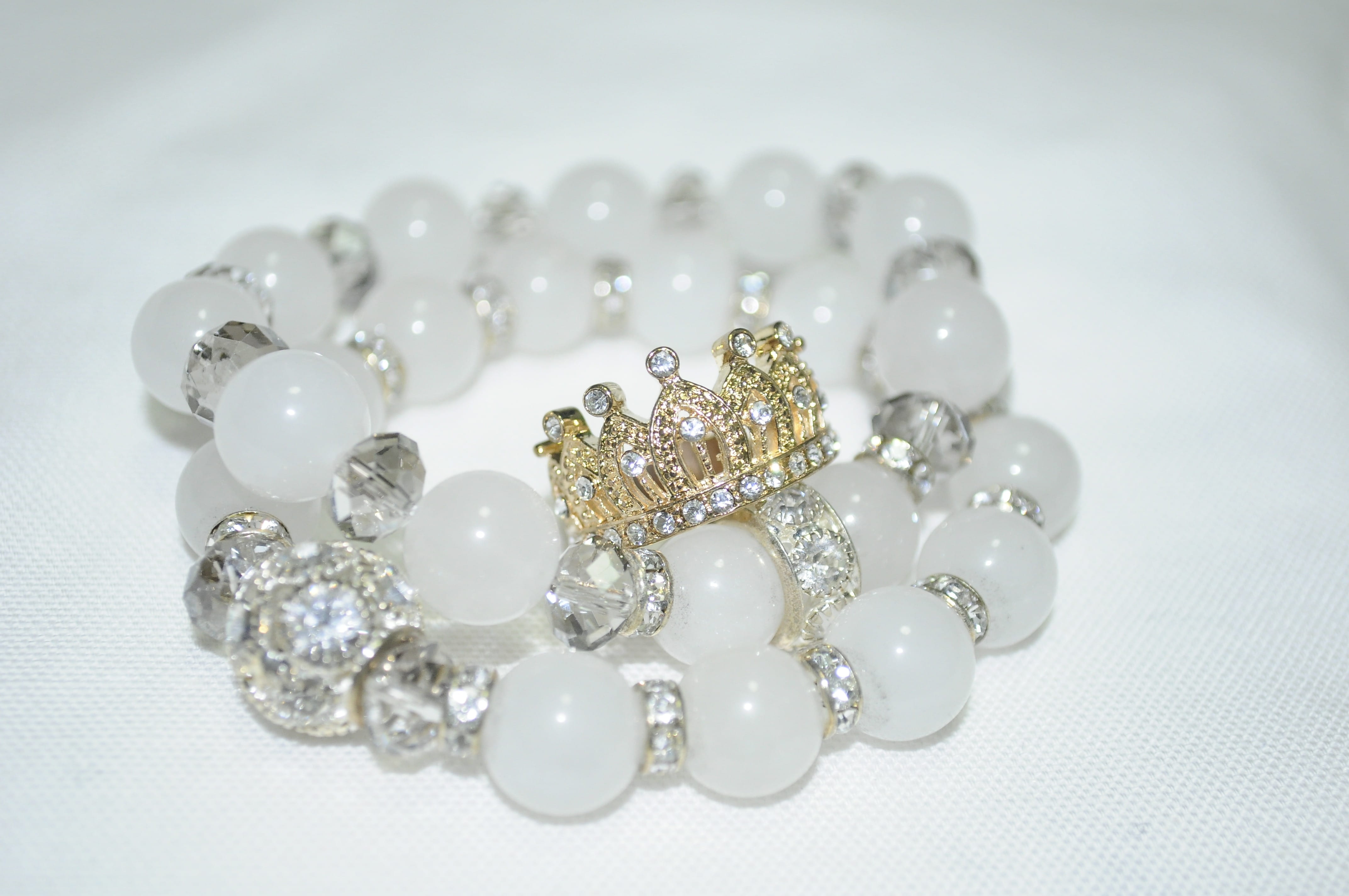 jewel, ornate, crown, wristlet, bracelet, expense, silver colored, diamond, precious gem, diamond - gemstone, handmade, white color, fashion, pretty, gemstone, HD Wallpaper