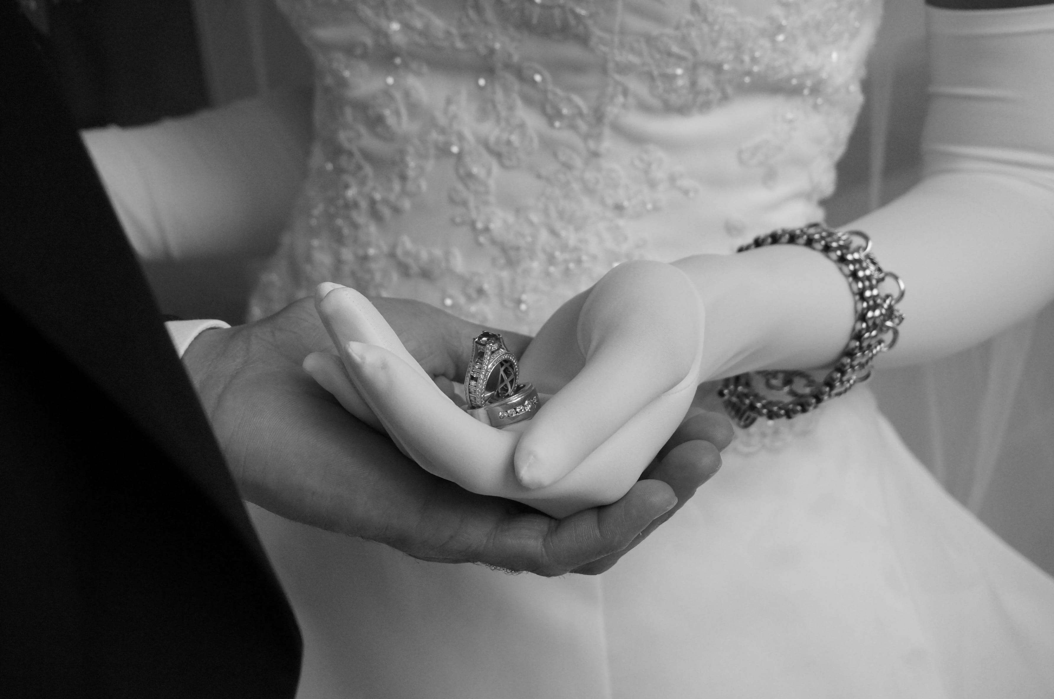 dress, wedding, romance, 2K, clothing, grayscale, lace - textile, human hand, commitment, white, hand, wedding rings, fashion, ceremony, love, newlywed, HD Wallpaper