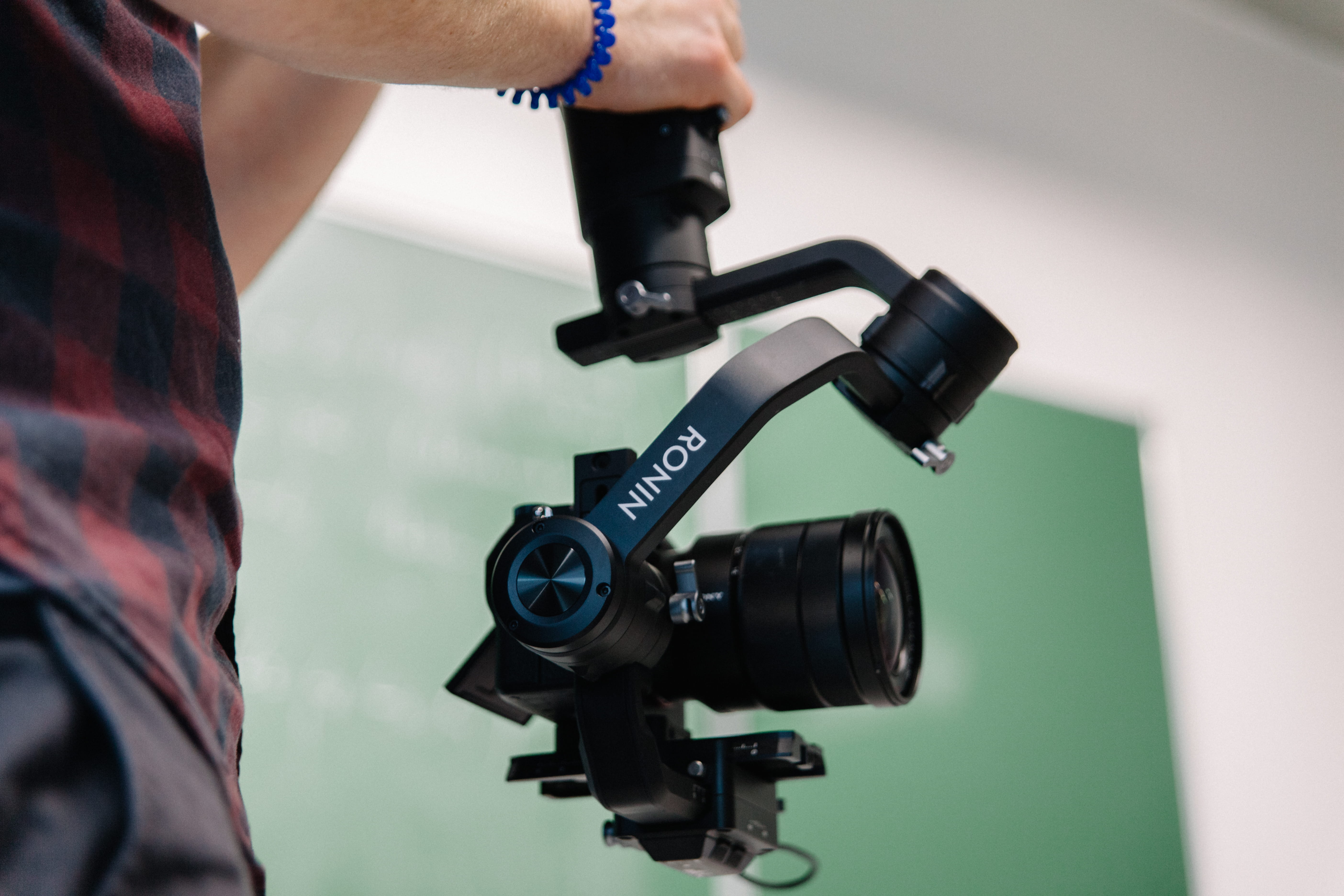 microscope, men, indoors, holding, arts culture and entertainment, photography themes, camera - photographic equipment, camera operator, human body part, HD Wallpaper