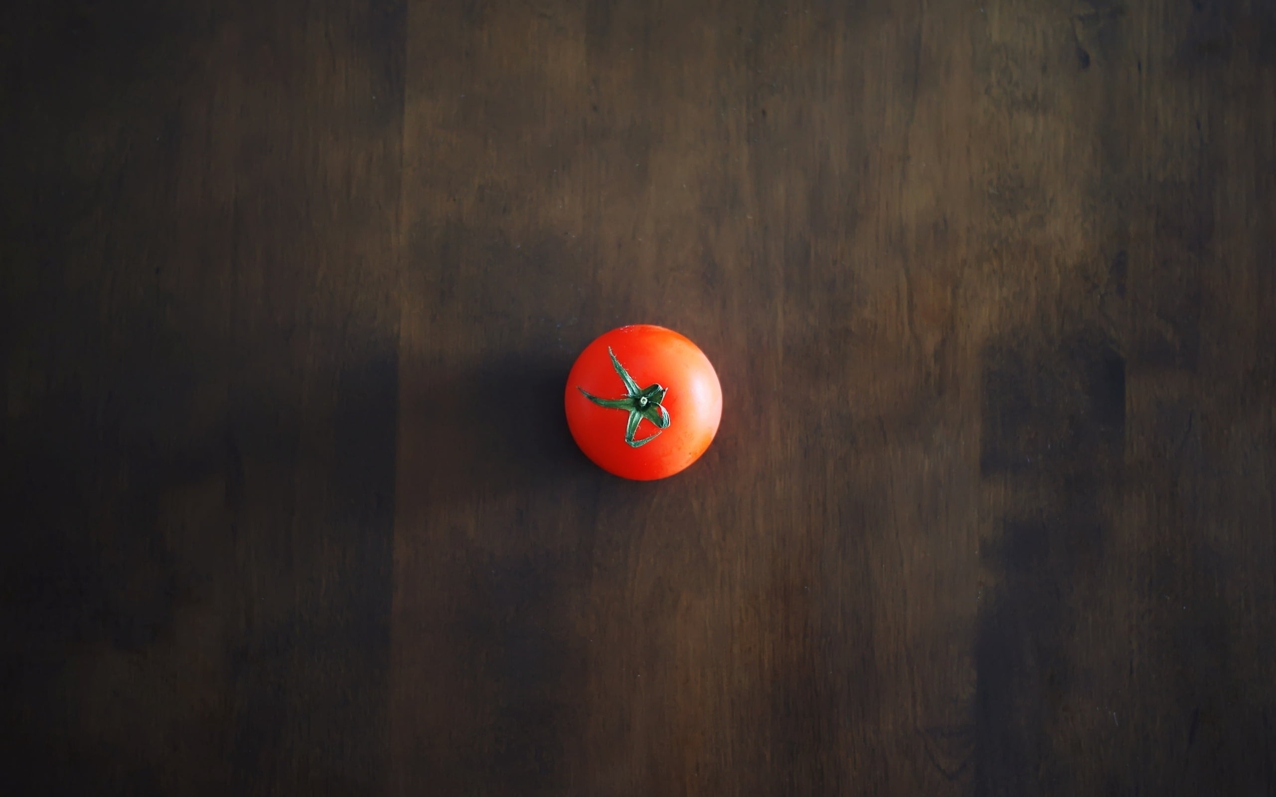 nature, minimalism, animal Egg, healthy eating, wall, 2K, cultures, directly above, food, tomato, wood - Material, single object, decoration, easter, close-up, HD Wallpaper