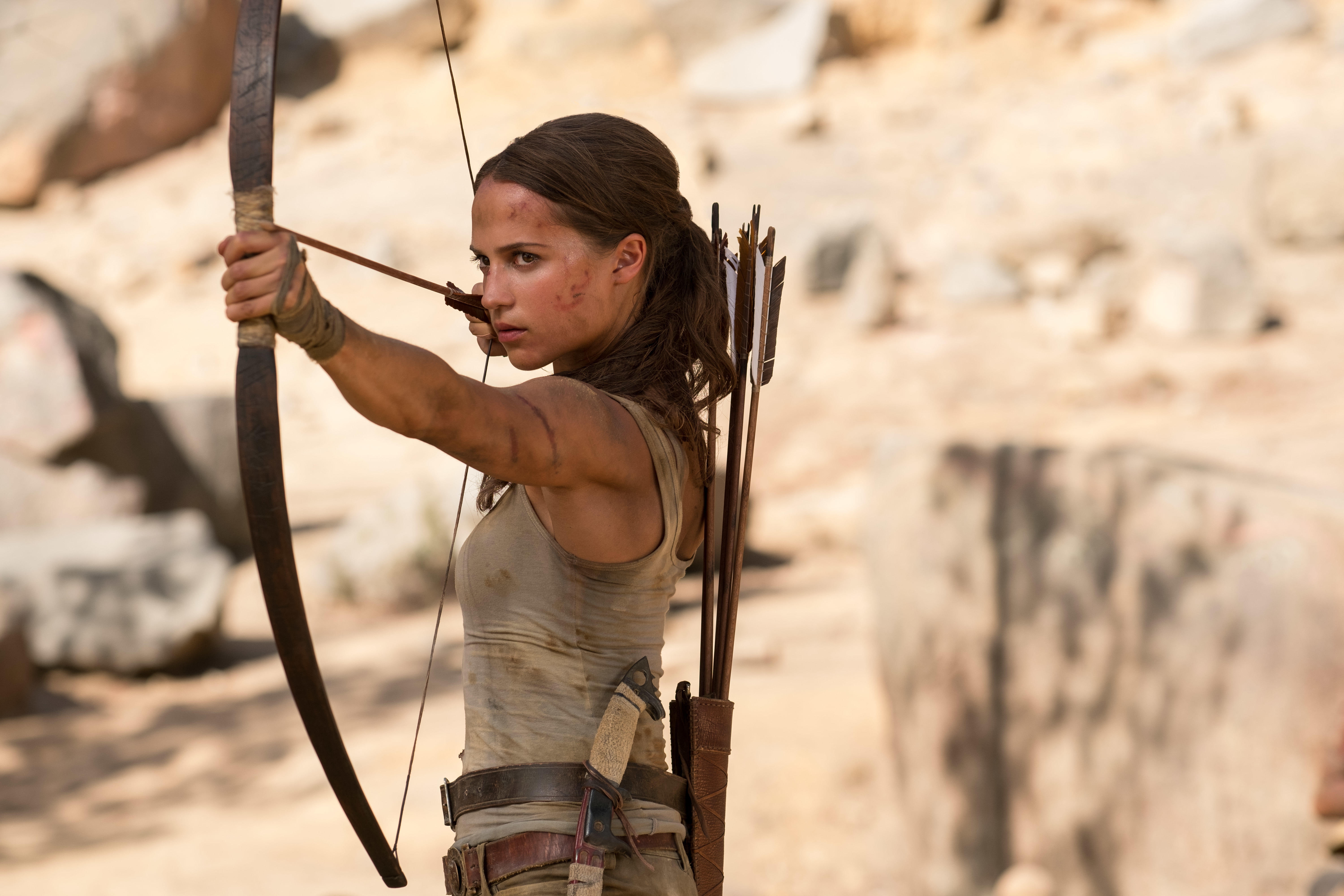 archery, teenager, hunter, hairstyle, hd, nature, history, holding, 5k, tomb raider movie, sport, 5K, arrow - bow and arrow, young women, weapon, tomb raider, HD Wallpaper