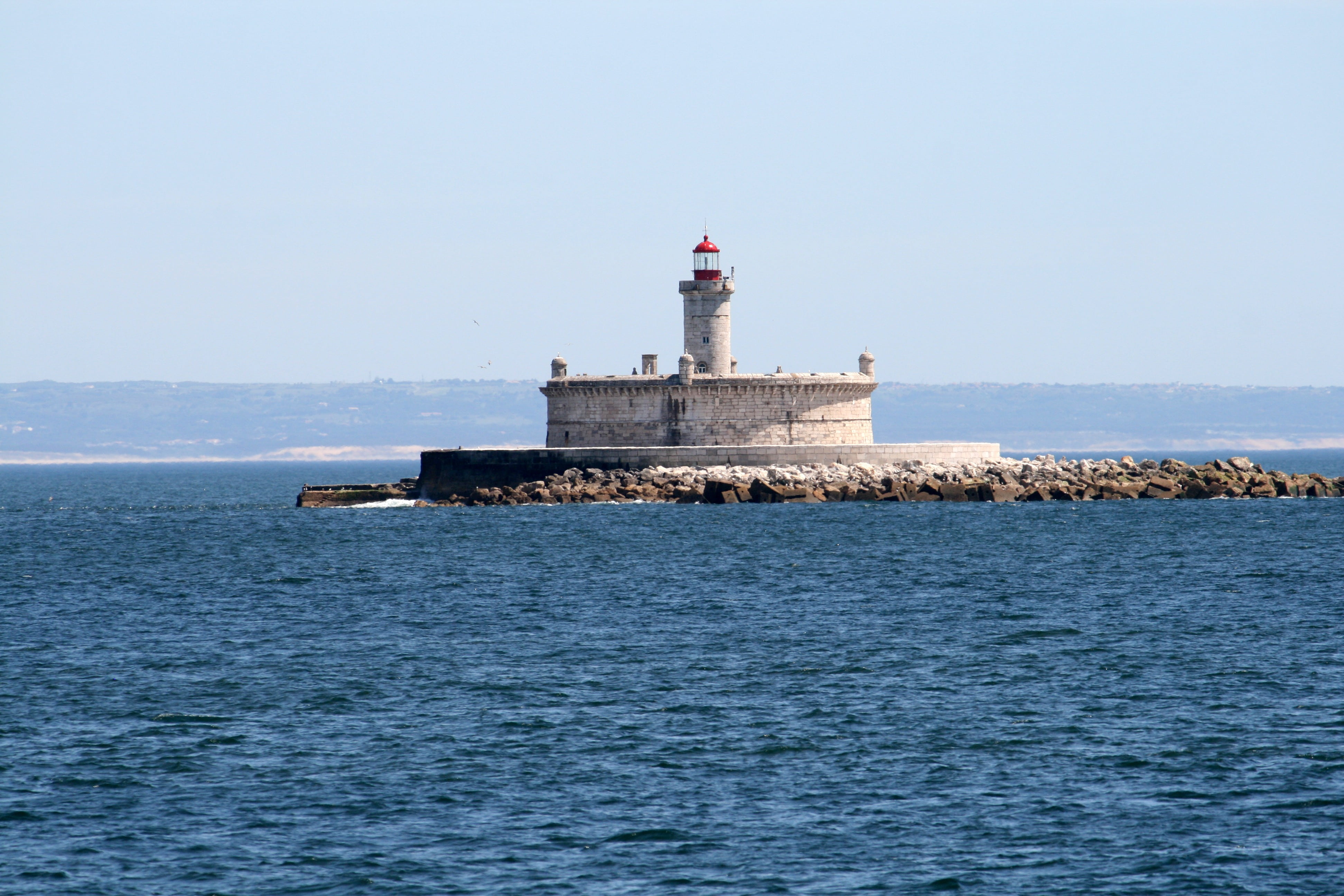building exterior, no people, built structure, travel, building, outdoors, sky, 4K, lighthouse, guidance, history, protection, farol do bugio, lisbon, HD Wallpaper