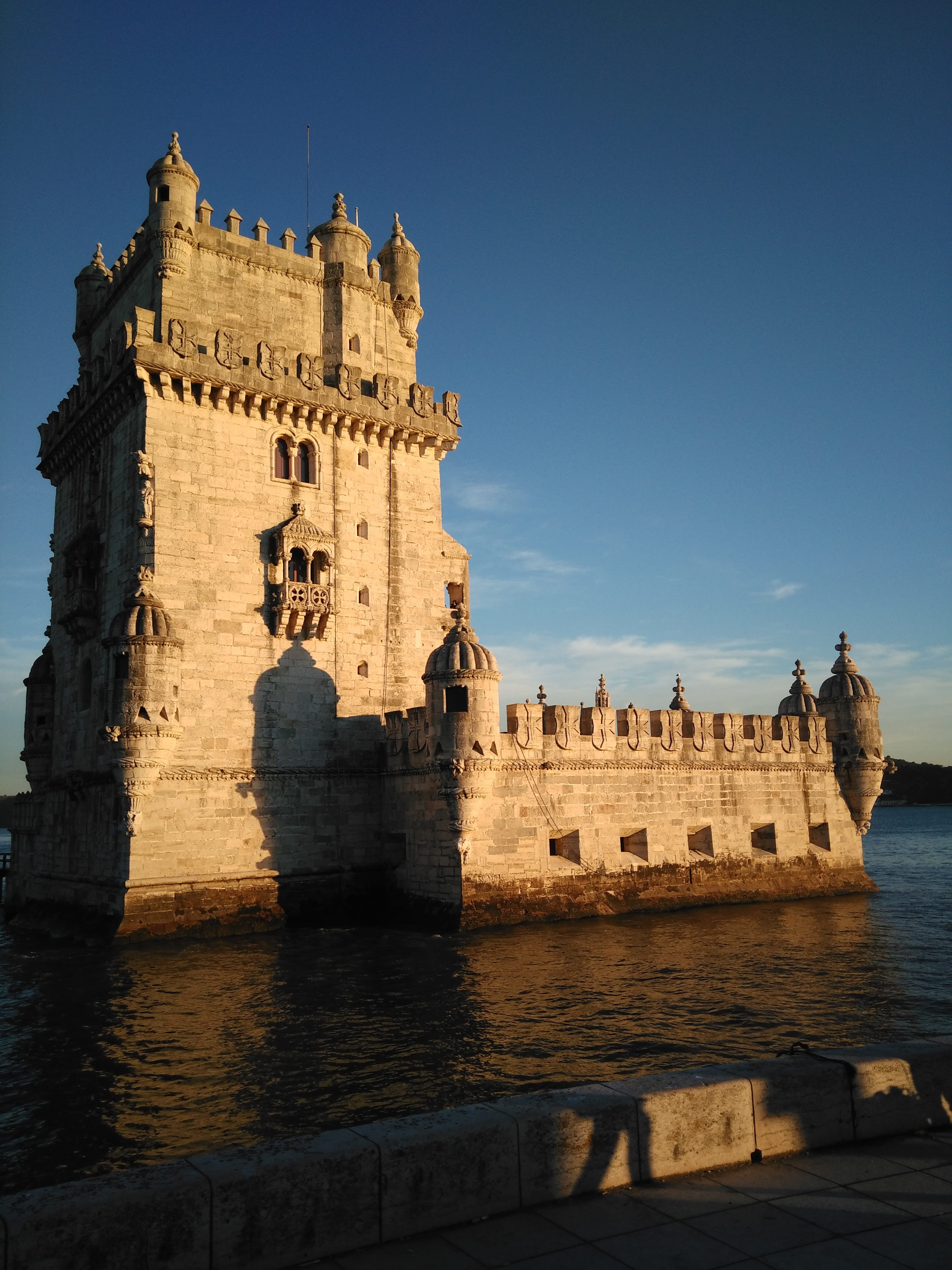 sky, fort, castle, no people, the past, waterfront, 4K, building, lisbon, travel destinations, belem, travel, tourism, built structure, day, building exterior, Phone HD Wallpaper