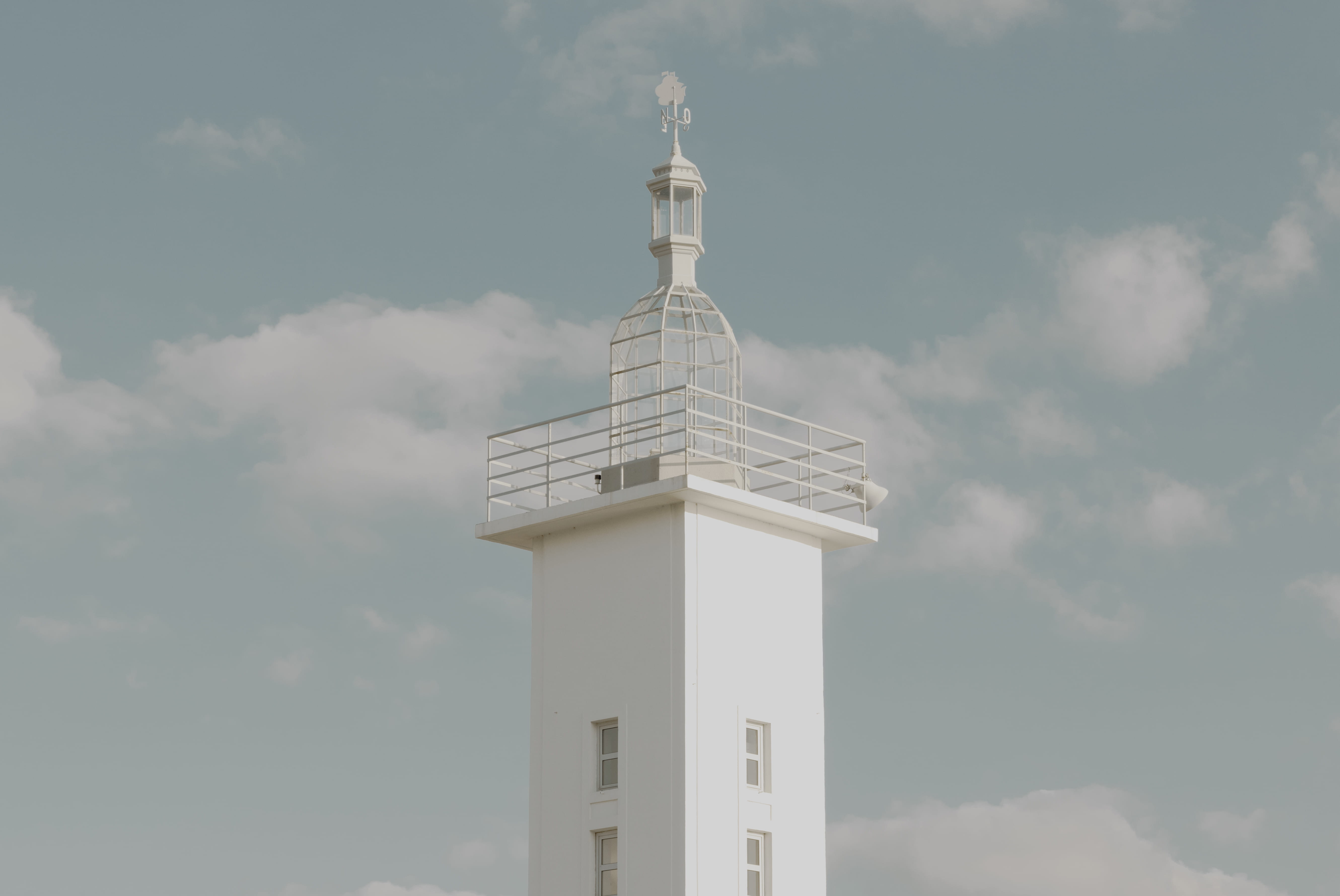 lighthouse, white color, low angle view, blue, belem, photography, sky, outdoors, architecture, building, tower, building exterior, cloud - sky, place of worship, HD Wallpaper