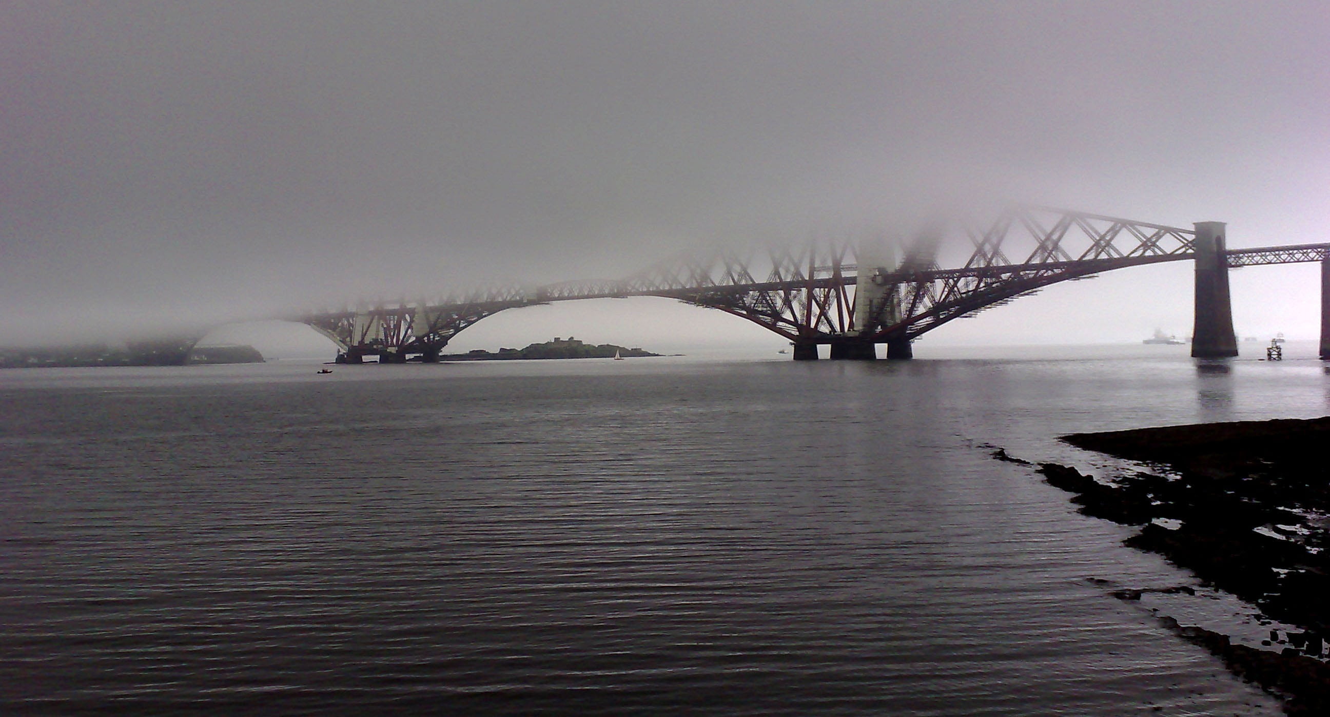 water, cityscape, forth bridge, fog, misty, no people, nature, steel, connection, outdoors, architecture, sky, transportation, built structure, bridge - man made structure, HD Wallpaper