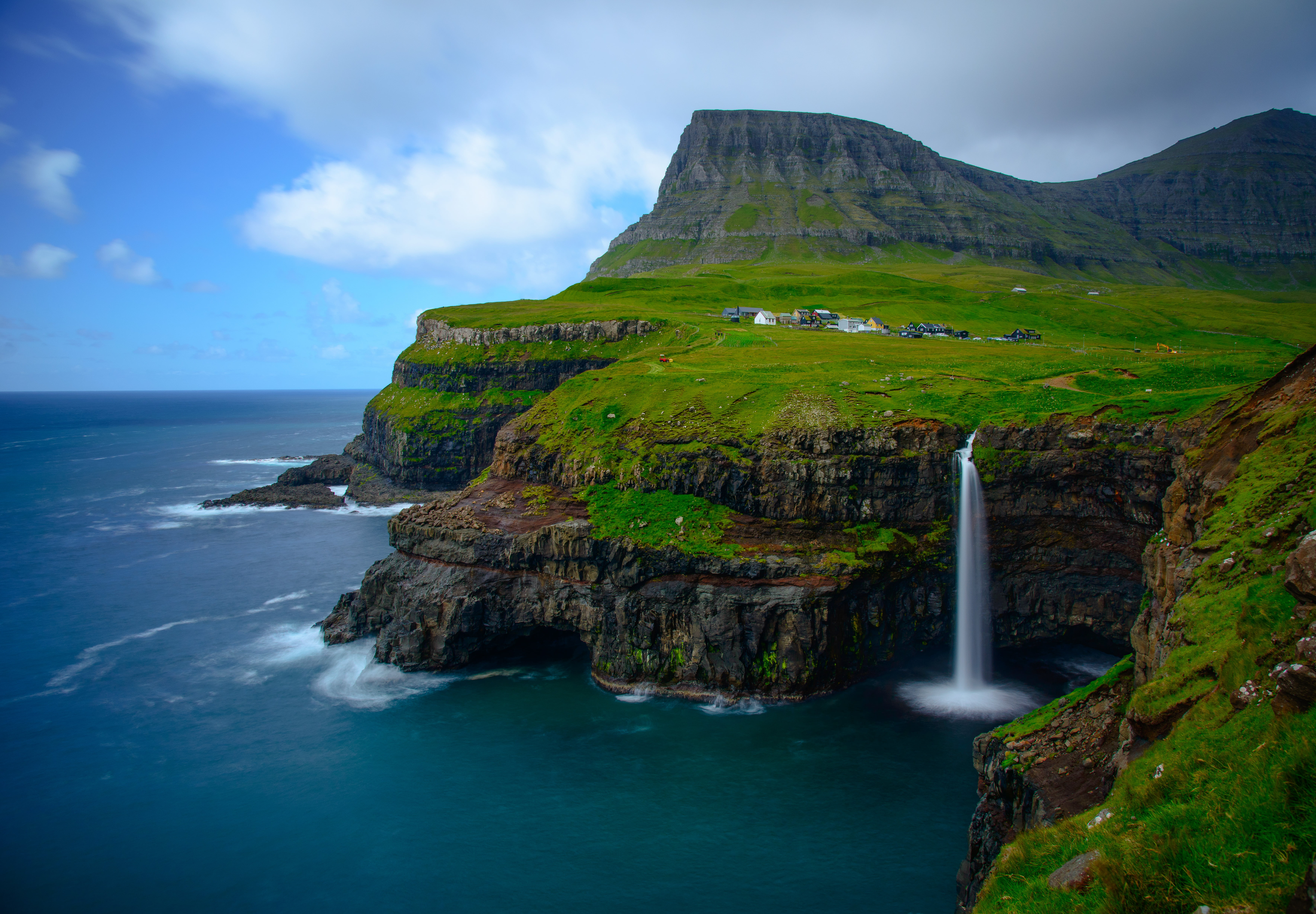 mountain, photo, Natur, Sommer, scenics, falls, Gásadalur, 5K, cliff, Dänemark, Big, aerial, landscape, Wasser, Färöer, rock - Object, sea, Stopper, coastline, HD Wallpaper