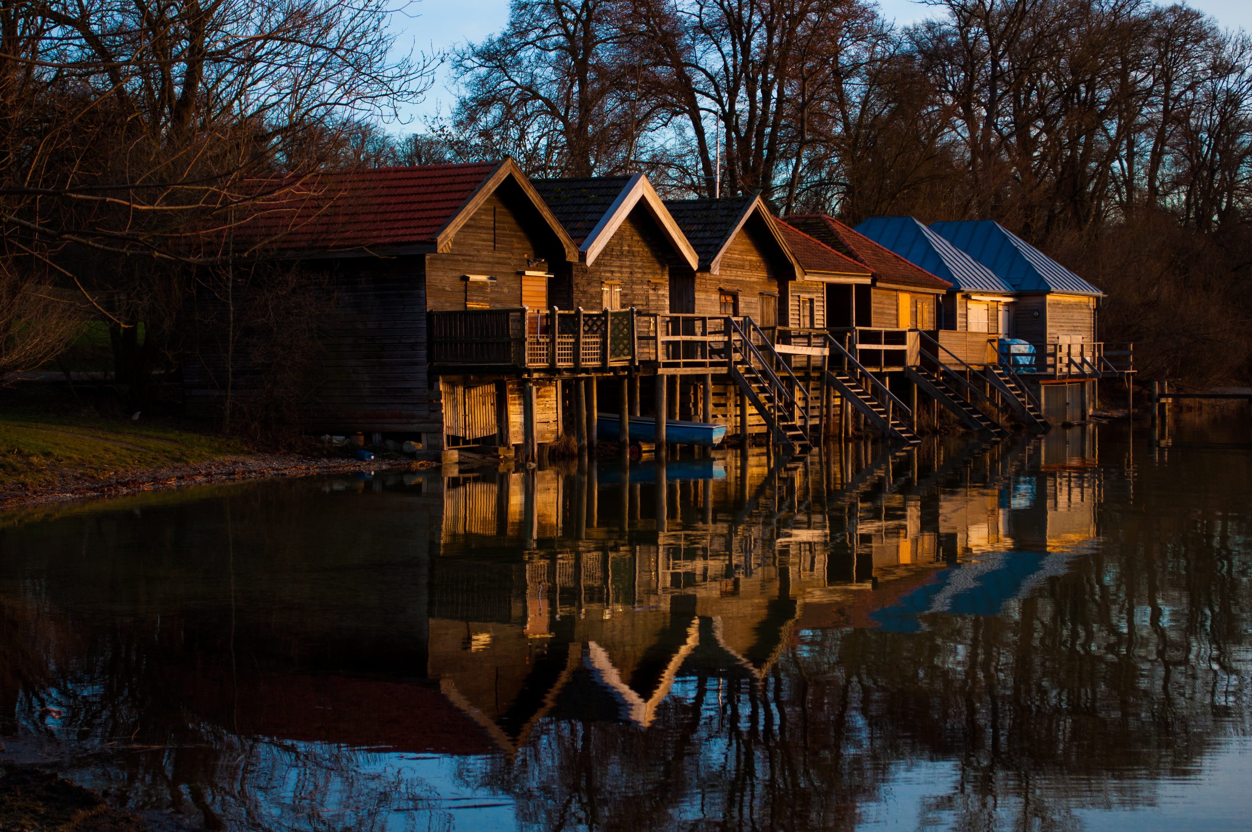 mood, outdoors, reflection, ammersee, plant, residential district, day, stilt house, built structure, building, wood - Material, building exterior, water, HD Wallpaper