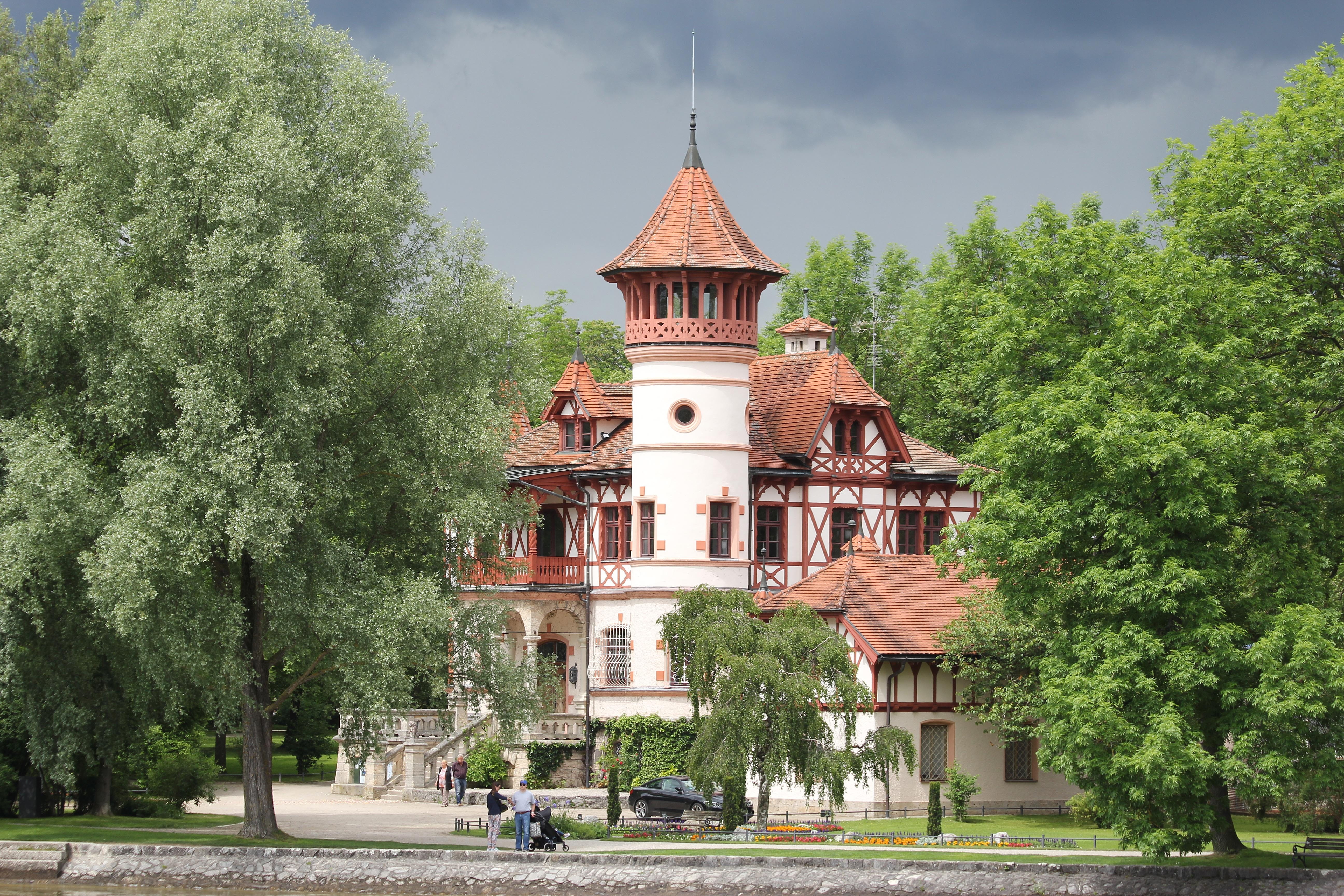 building exterior, haus am see, tree, outdoors, belief, spirituality, Am, 5K, nature, green color, architecture, old house, day, built structure, religion, HD Wallpaper