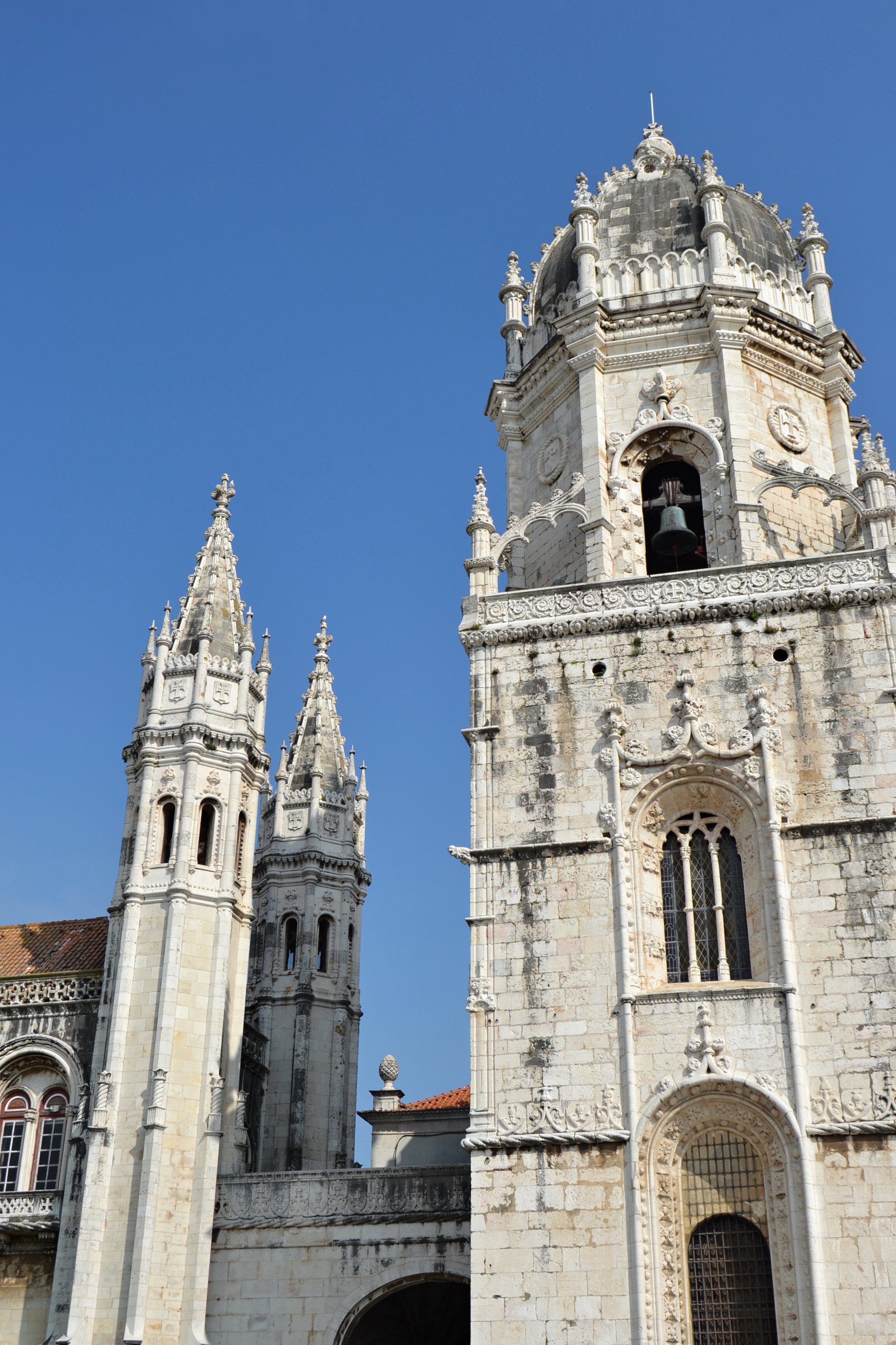 built structure, religion, no people, nature, 2K, day, decadent, architecture, lisbon, spire, catholicism, belief, cathedral, tower, building, place of worship, Phone HD Wallpaper