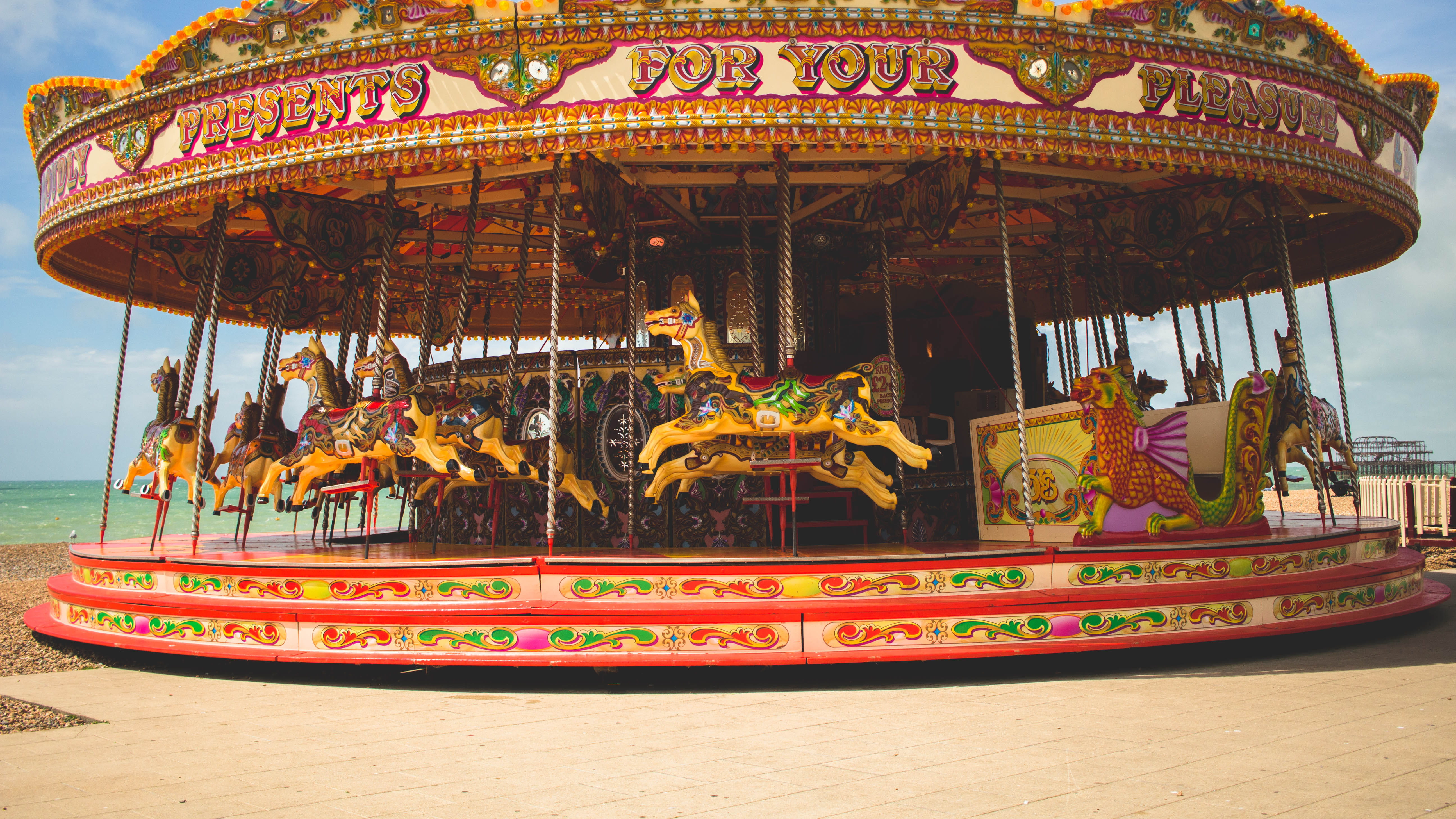 no people, brighton, sculpture, day, representation, belief, outdoors, spirituality, merry-go-round, carousel, amusement park ride, arts culture and entertainment, HD Wallpaper