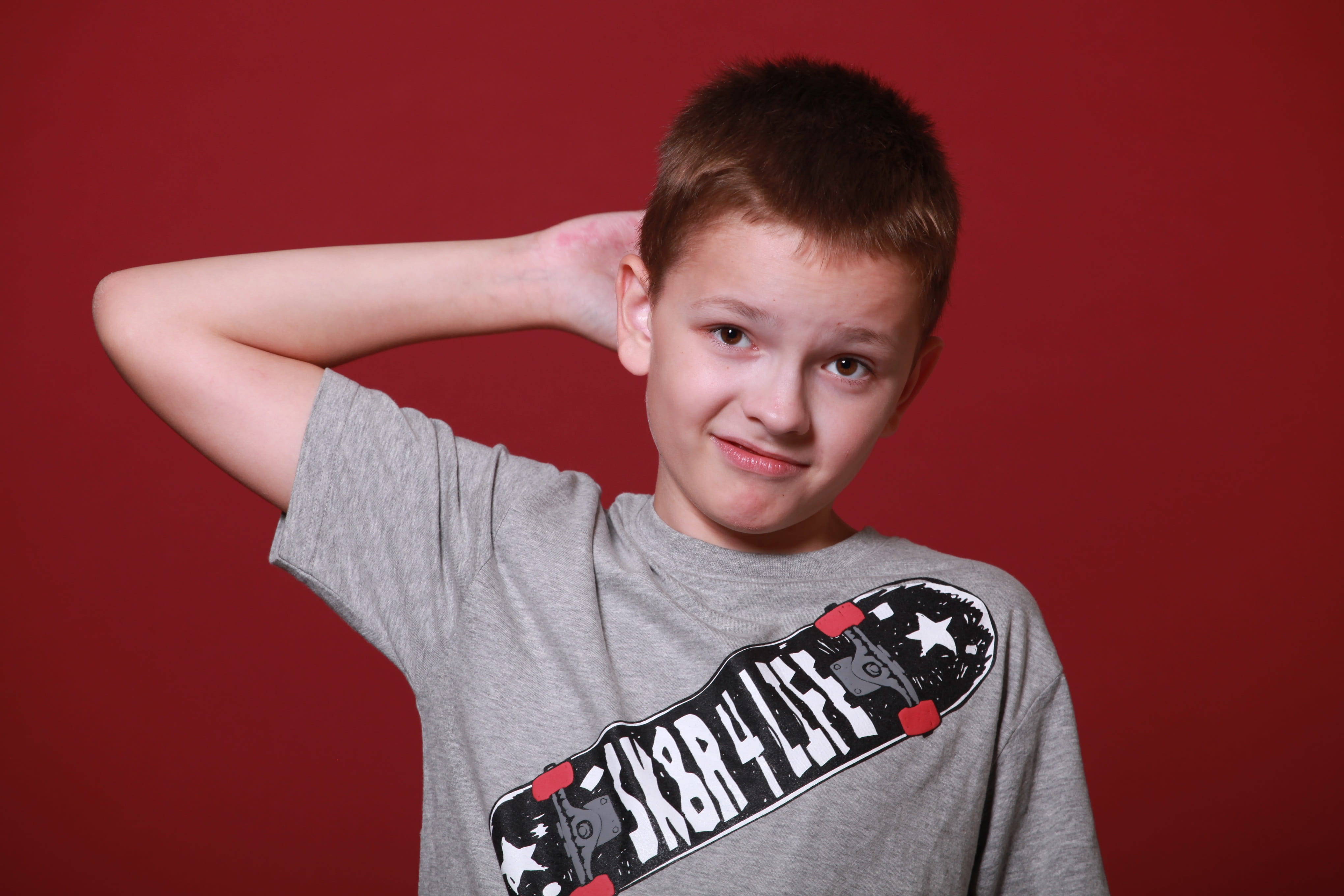 thinking, boys, indoors, front view, text, red, studio shot, pre-adolescent child, childhood, adolescence, got to thinking, one person, red background, HD Wallpaper