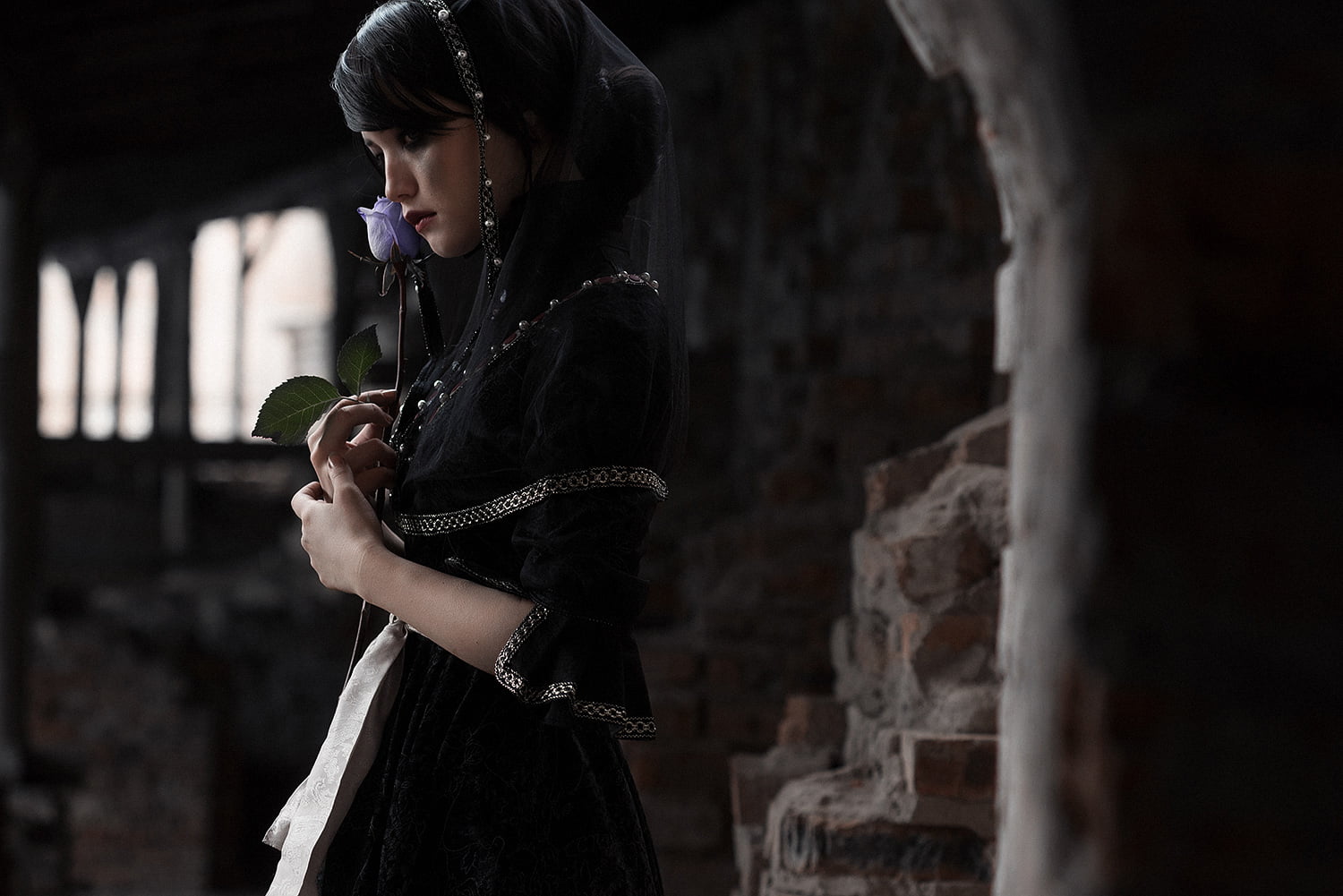 dress, depth of field, black dress, Iris Von Everec, Lada Lyumos, photography, looking at the side, dark hair, looking away, The Witcher 3: Wild Hunt, 720P, HD Wallpaper