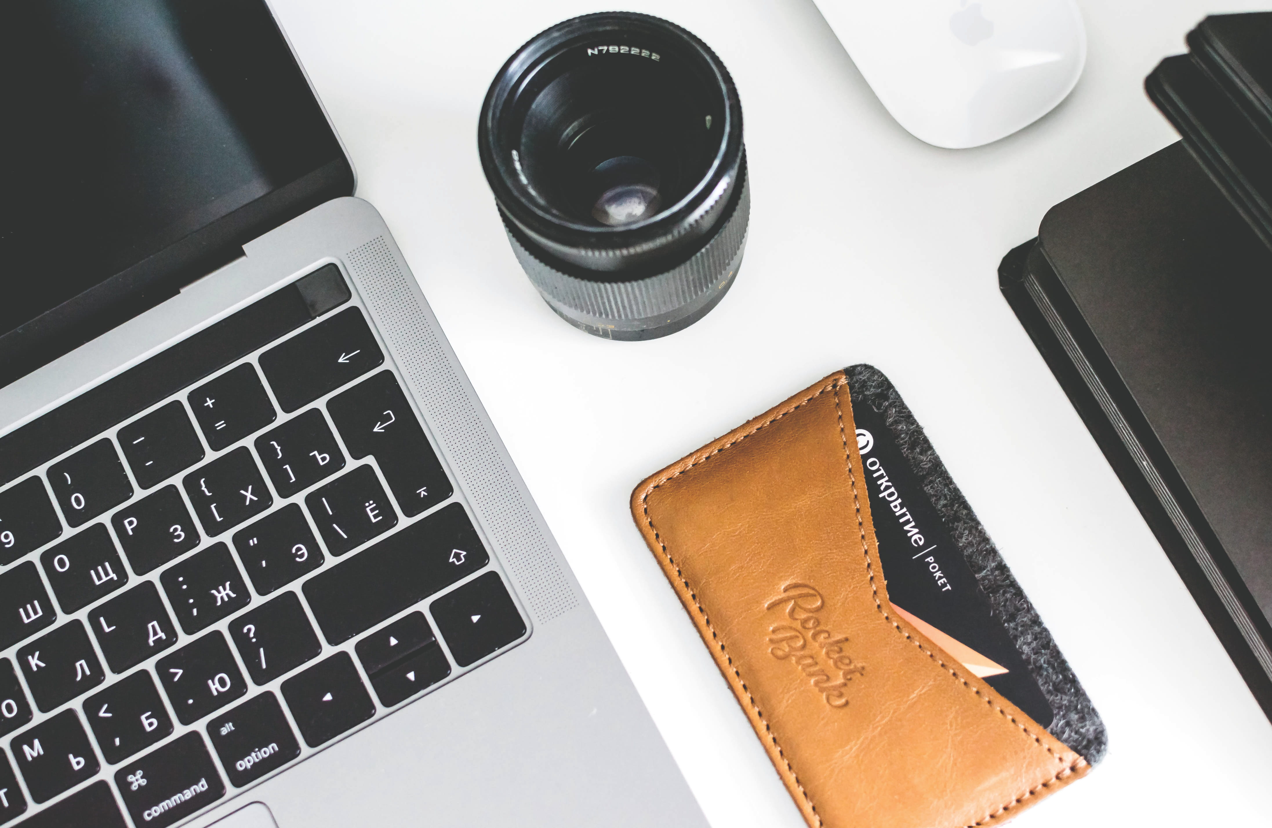 connection, still life, computer equipment, mac, wireless technology, close-up, table, keyboard, technology, macbook, smart phone, laptop, topview, computer, HD Wallpaper