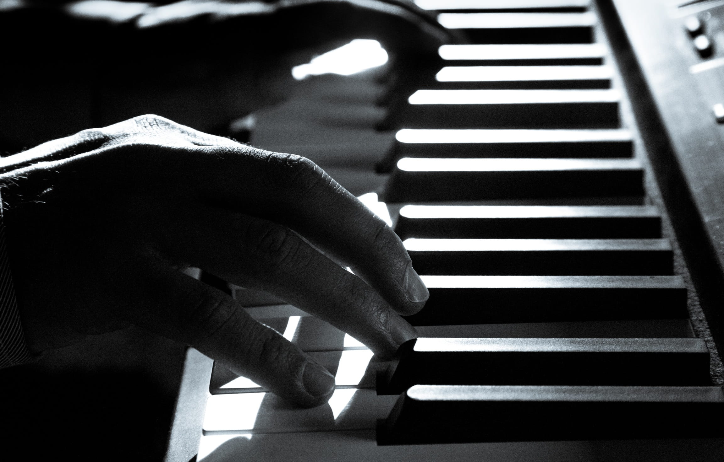 fingers, play, hand, instrument, 1080P, piano key, music, close-up, focus on foreground, playing, black-and-white, musical instrument, skill, body part, HD Wallpaper