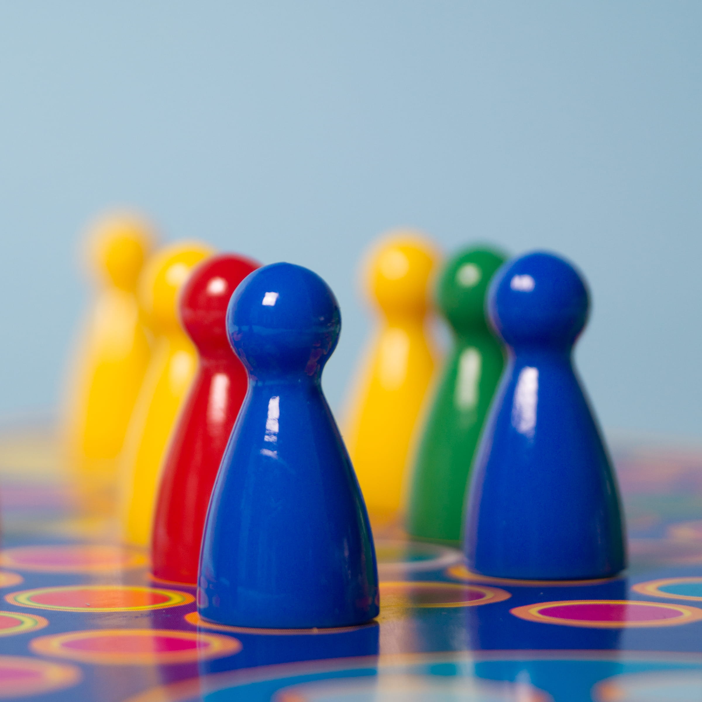 toy, pawn, red, multi colored, pawn - chess piece, piece, colors, close-up, figures, indoors, board game, colored background, photography, blue background, Phone HD Wallpaper