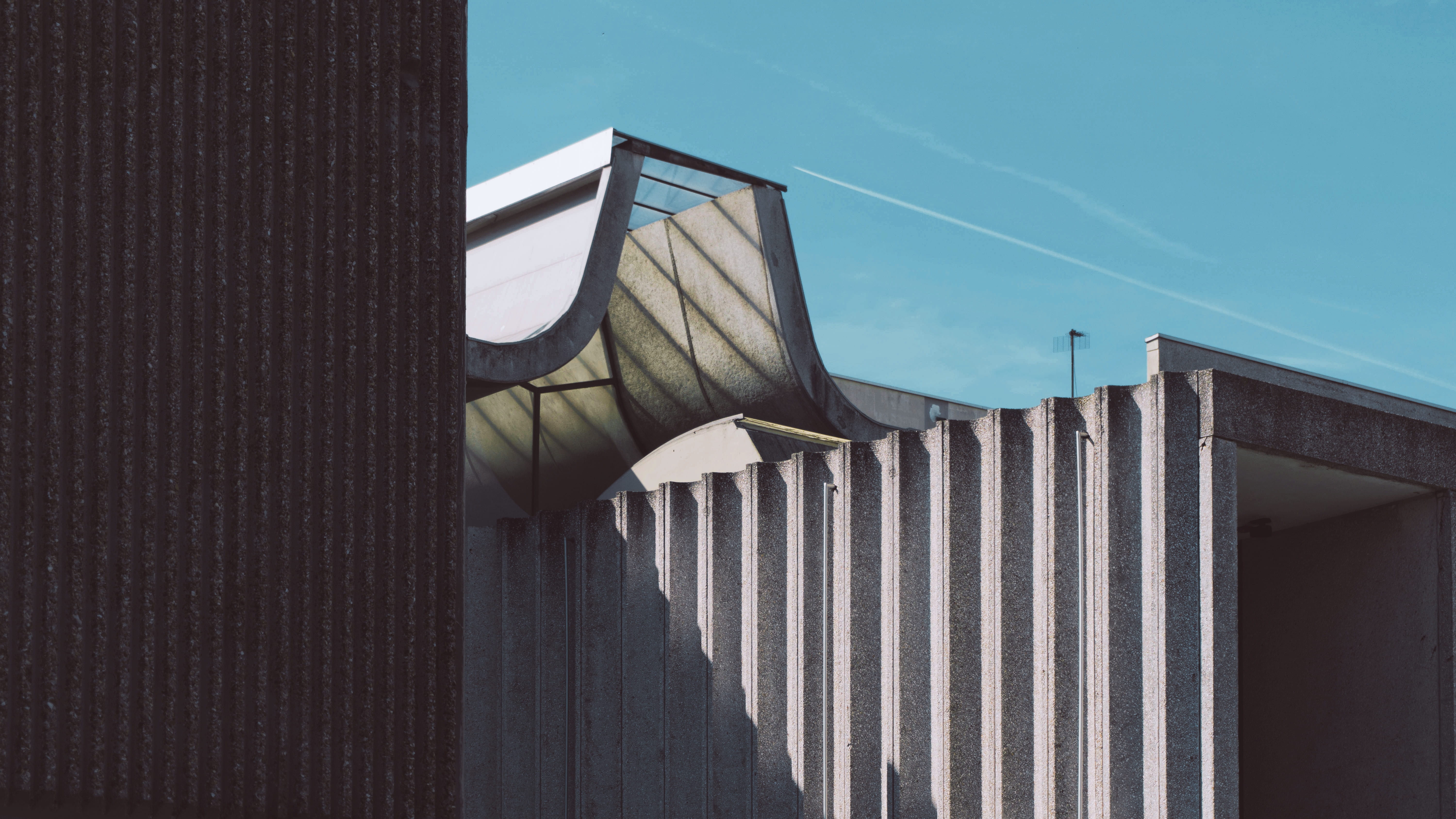 de, daniel, pattern, structure, day, nature, citylife, archilover, wall - building feature, no people, badani, railing, outdoors, teil, 5K, modernism, HD Wallpaper