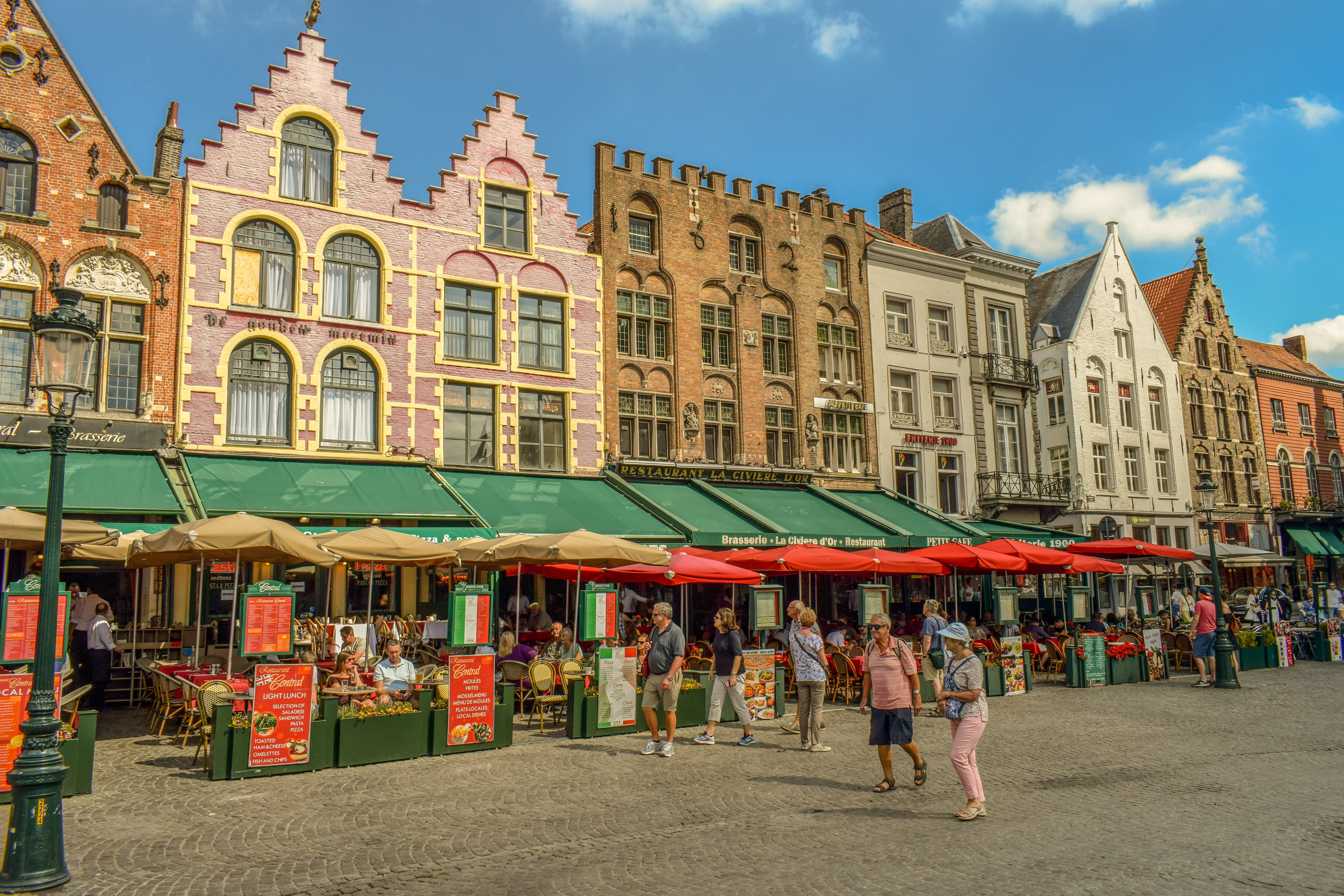 day, 5K, picturesque, europe, building exterior, city, market, lifestyles, buildings, summer, romantic, brugge, women, nature, colorful, street market, HD Wallpaper