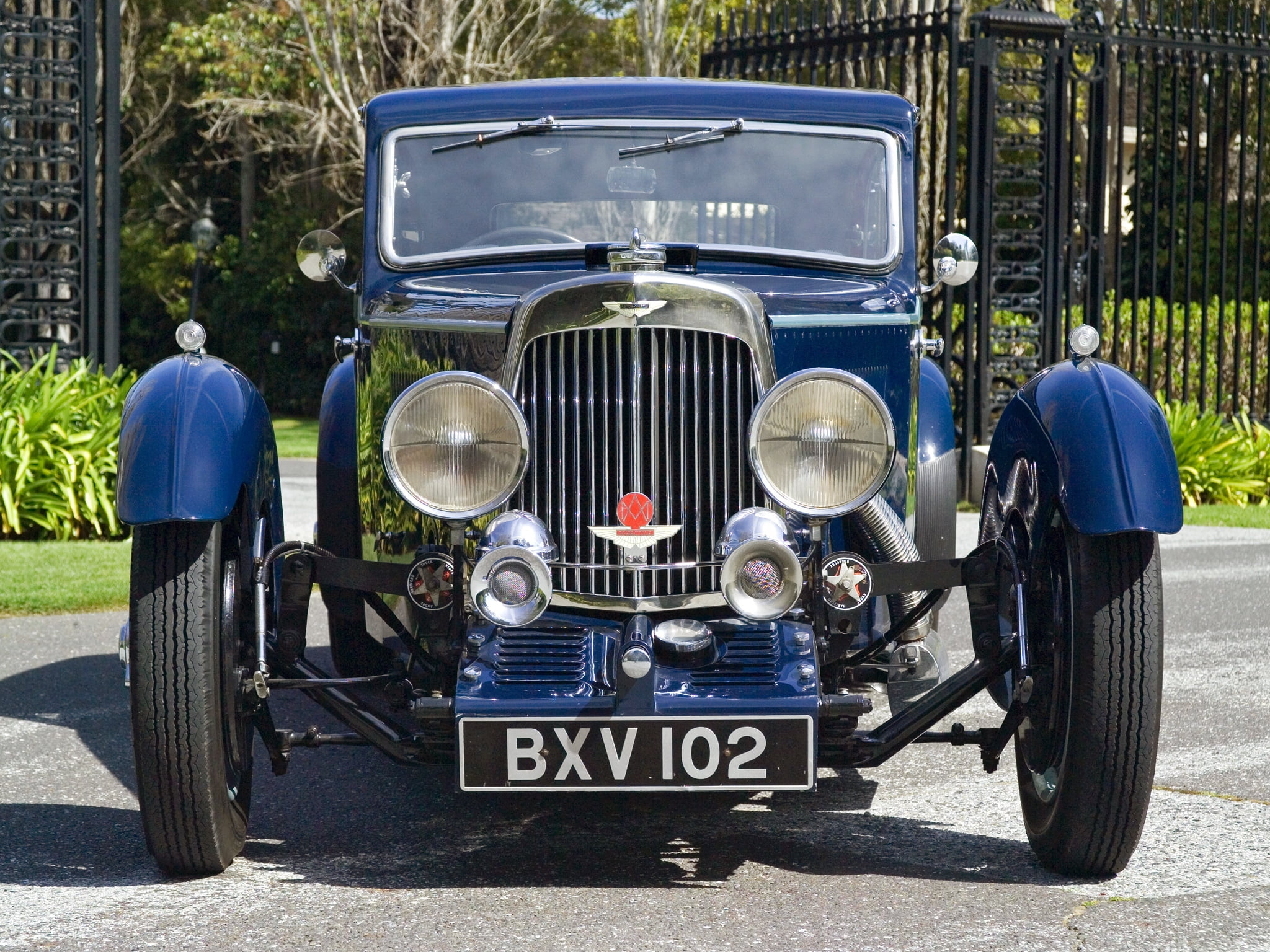 1080P, obsolete, classic, bumper, old-fashioned, revival, nature, outdoors, antique, retro Styled, stationary, convertible, 1934, street, front View, plant, HD Wallpaper