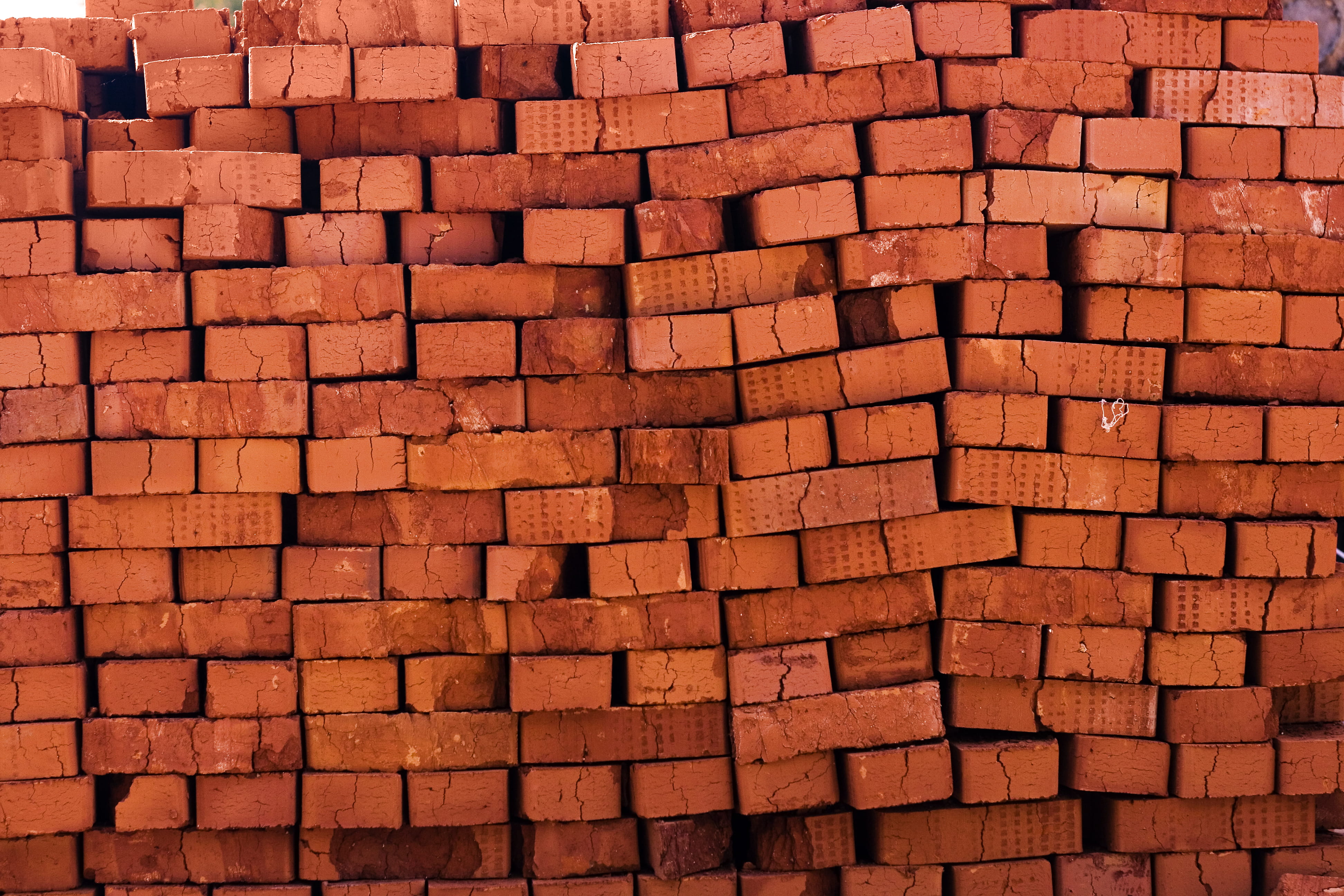 sunlight, blotch, brickwork, textured, bricks, large group of objects, red, built structure, brick wall, abundance, pattern, repetition, blocks, full frame, HD Wallpaper