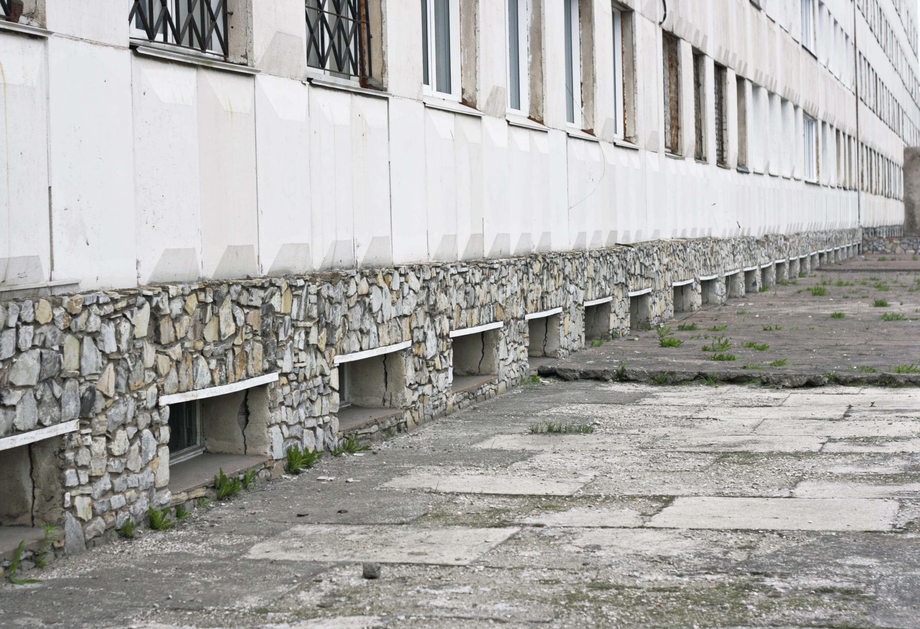 day, building, old, window, solid, in a row, blocks, wall, run-down, built structure, industry, backgrounds, stone wall, no people, building exterior, travel, HD Wallpaper