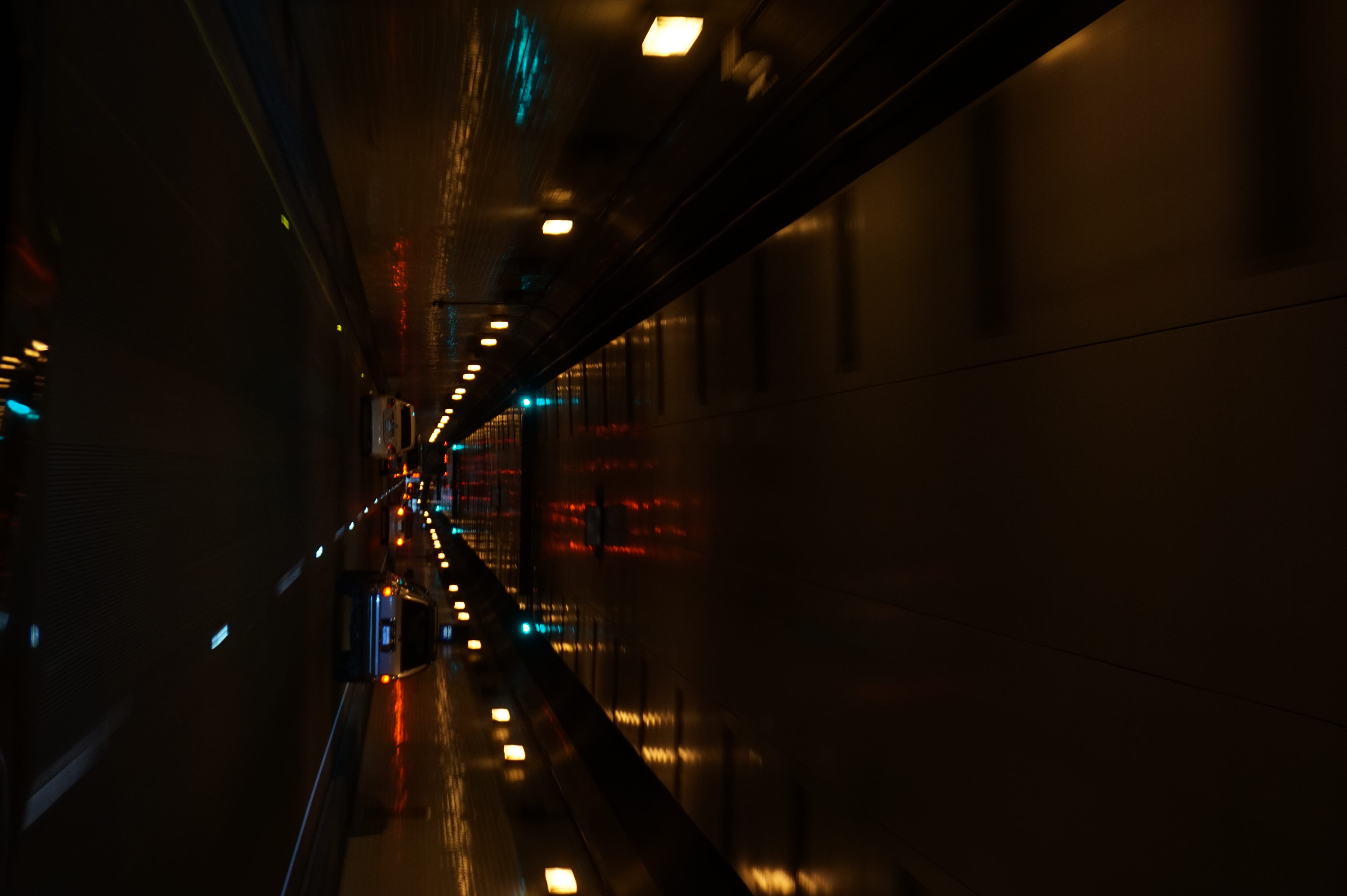 5K, no people, direction, lighting equipment, bay area, reflection, transportation, mode of transportation, indoors, cars, illuminated, sony, ceiling, HD Wallpaper