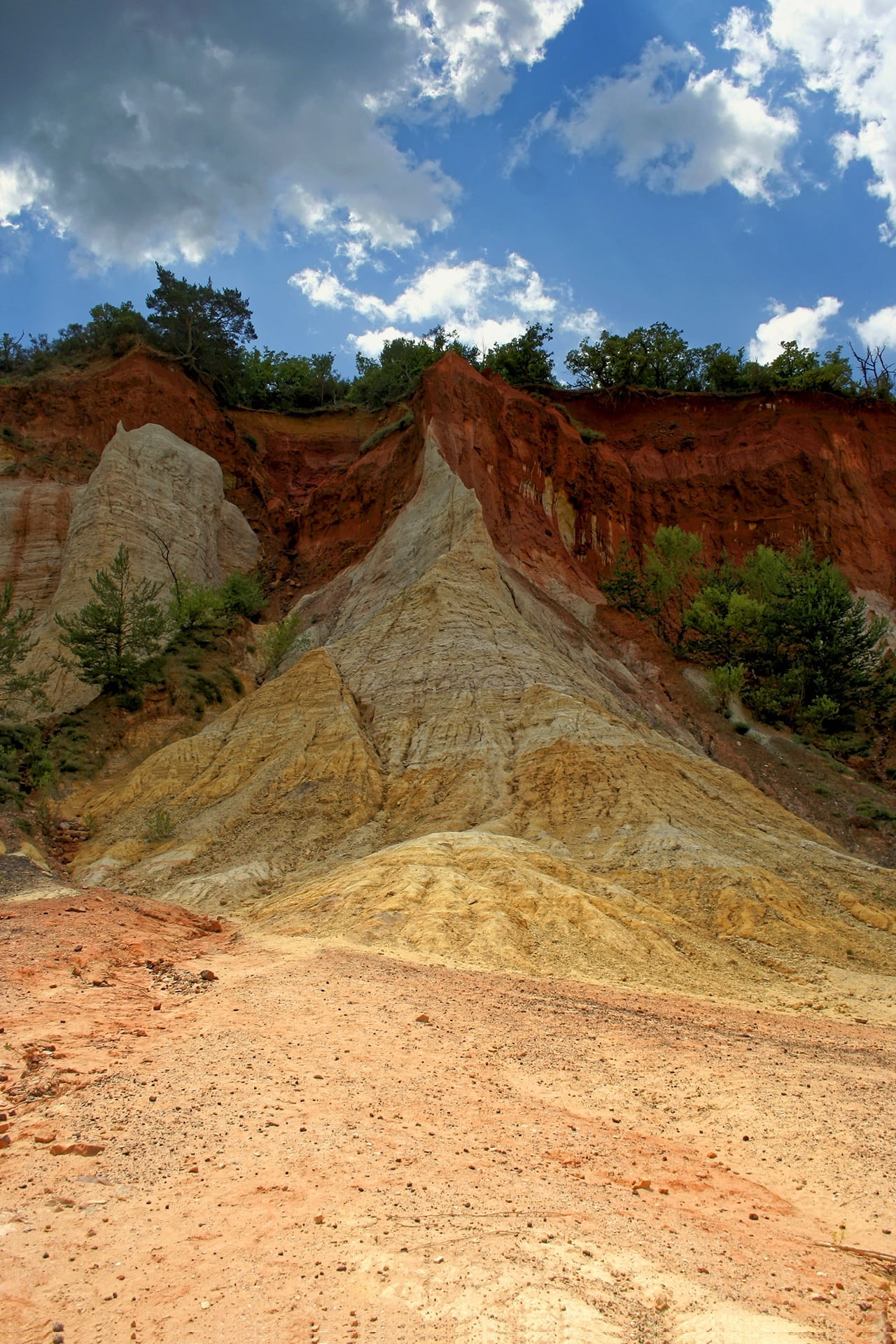 day, geology, colorado, tranquil scene, ochre, sandstone, rock formation, provence, landscape, france, earth, provencal colour, nature, beauty in nature, Phone HD Wallpaper