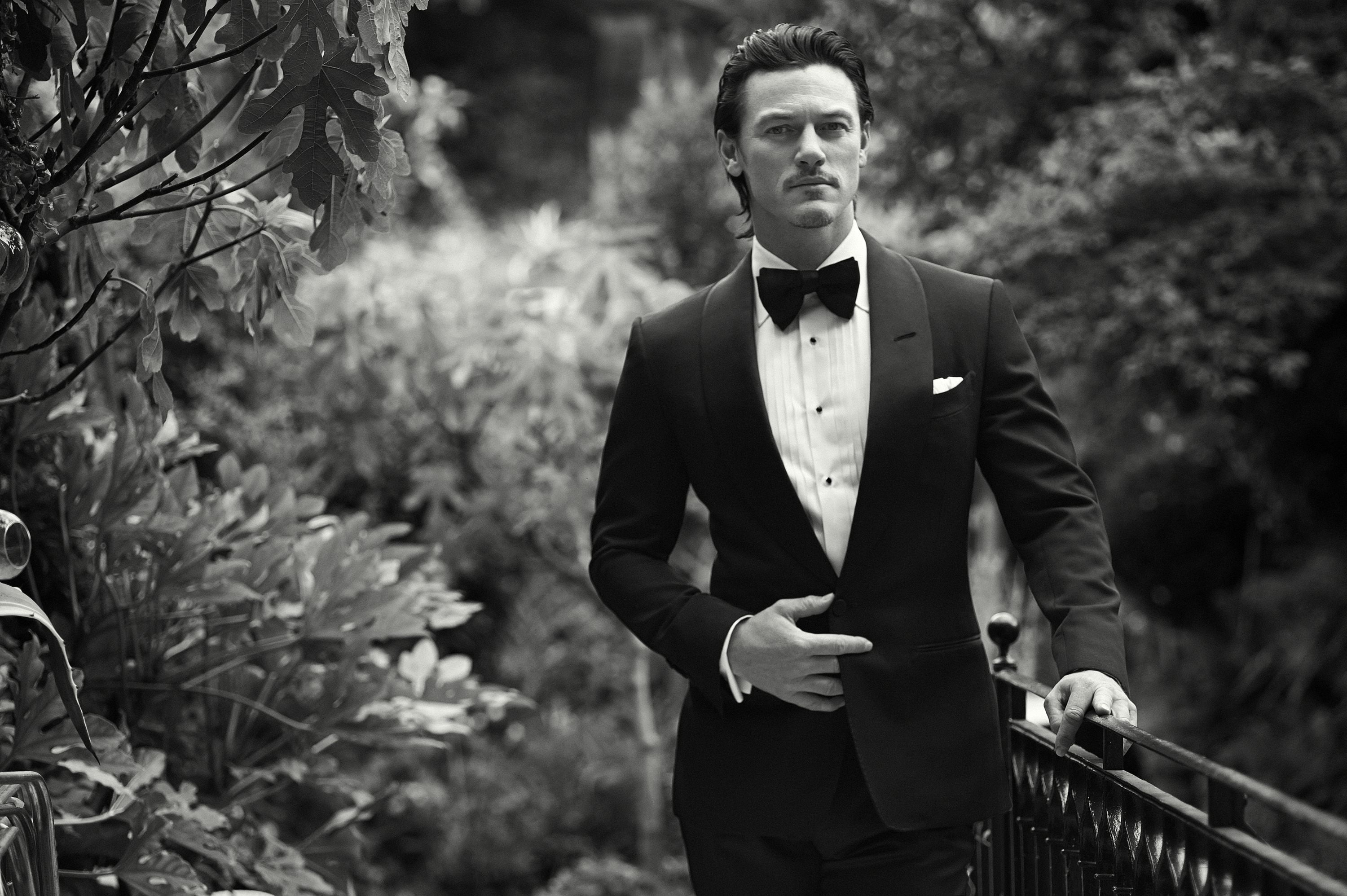 wedding, set, portrait, young men, married, outdoors, elegance, style, males, suit, business, actor, fashion, nature, beautiful, people, well-dressed, summer, HD Wallpaper