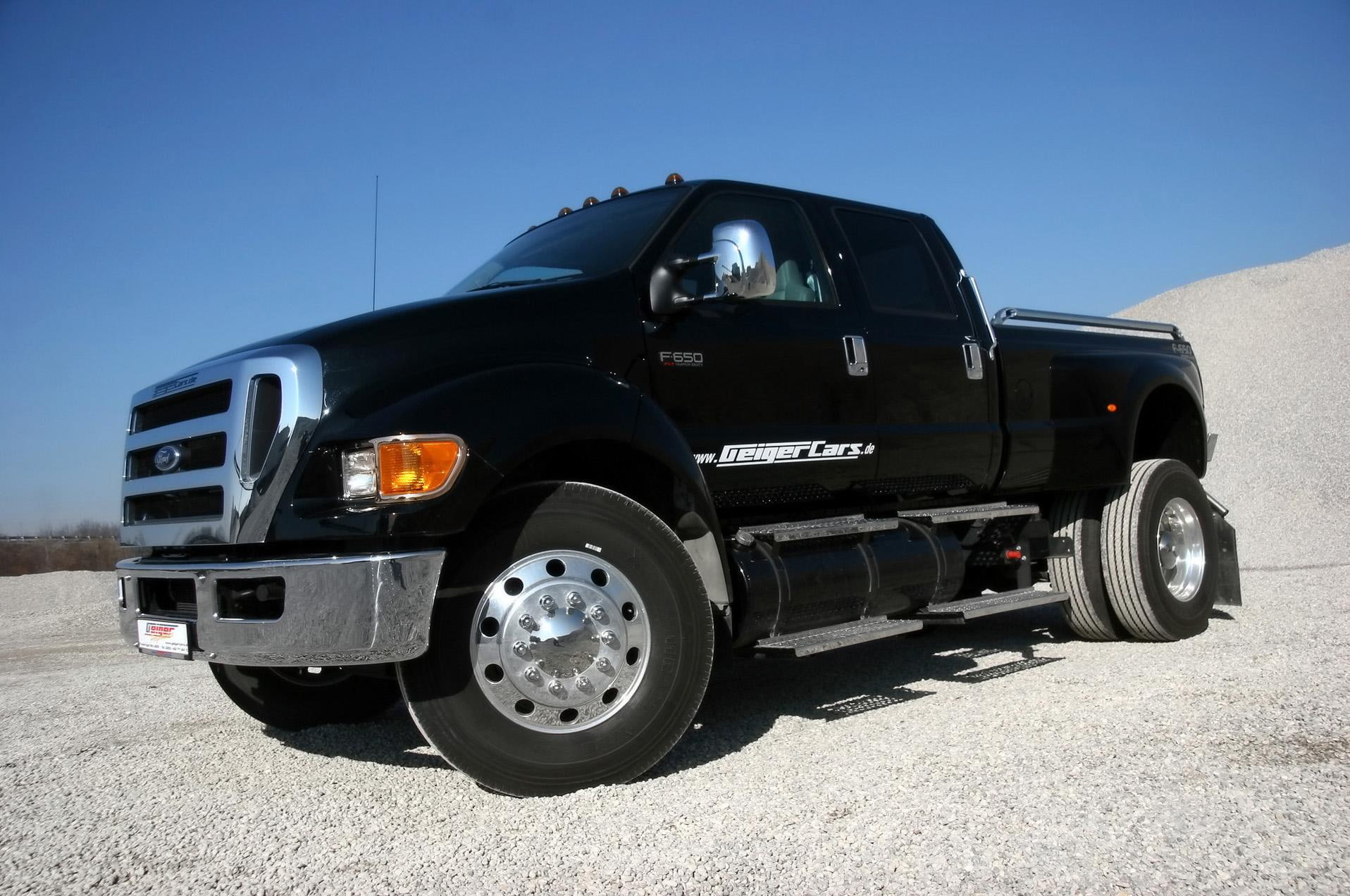 f, car, parking, clear sky, geigercars, transportation, 720P, truck, land, nature, blue, day, ford, field, outdoors, land vehicle, mode of transportation, HD Wallpaper