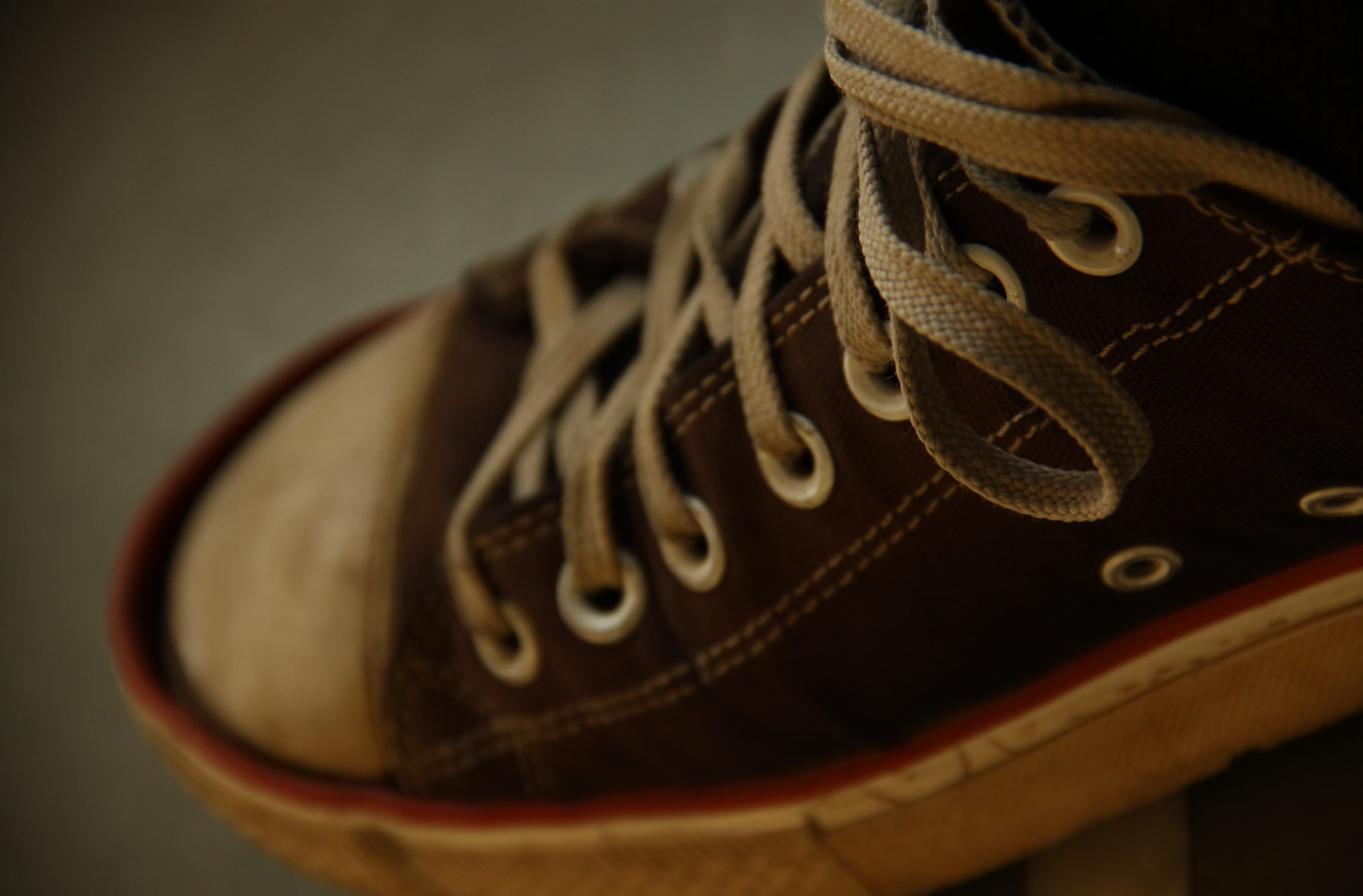 close-up, pair, personal accessory, Vintage, indoors, allstar, focus on foreground, tied up, leather, pattern, no people, Sneakers, connection, brown, old, HD Wallpaper