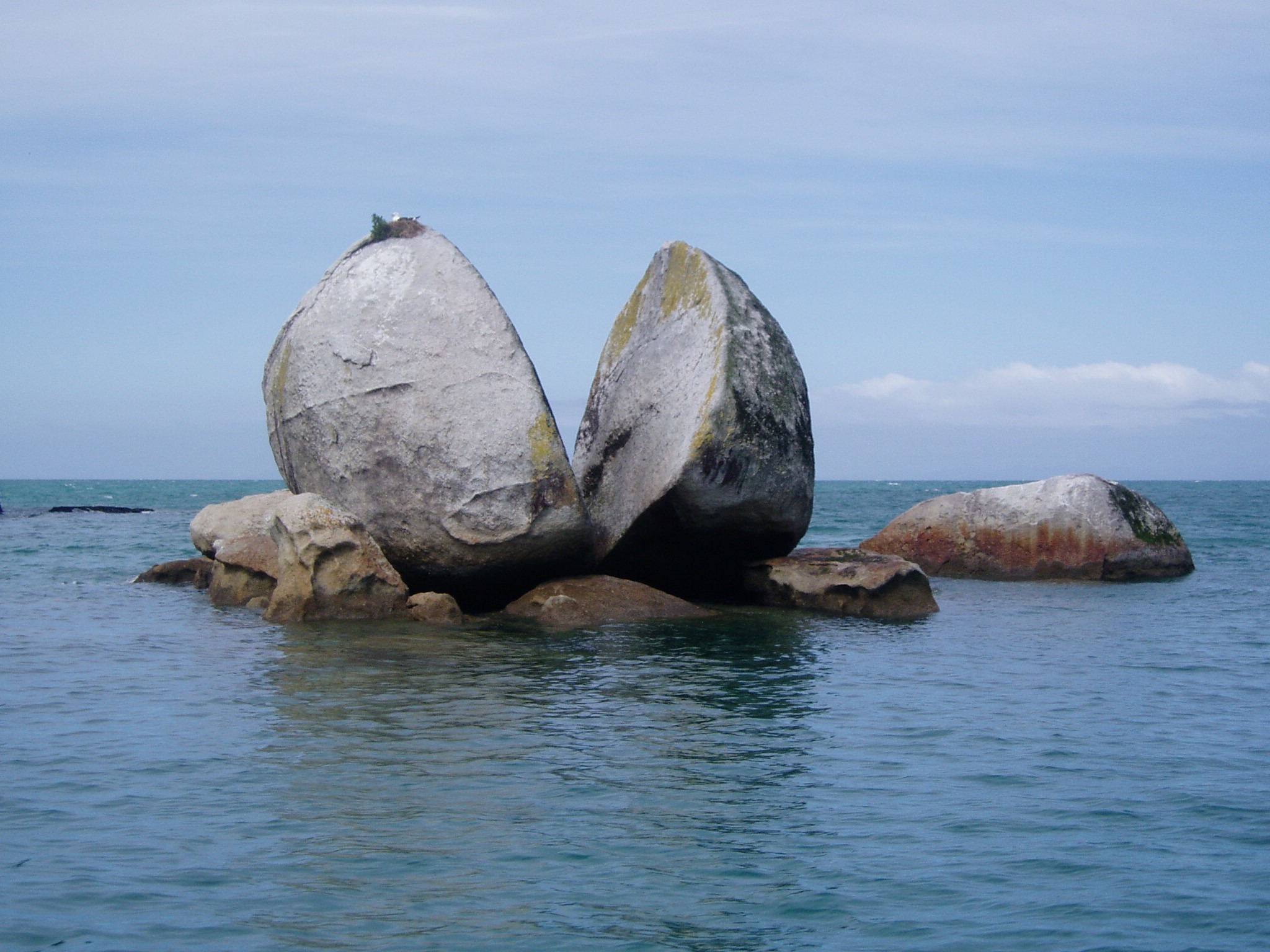 scenics - nature, beauty in nature, surrounded, no people, new zealand, nature, rock - object, two, sky, rock, horizon over water, idyllic, horizon, beach, HD Wallpaper