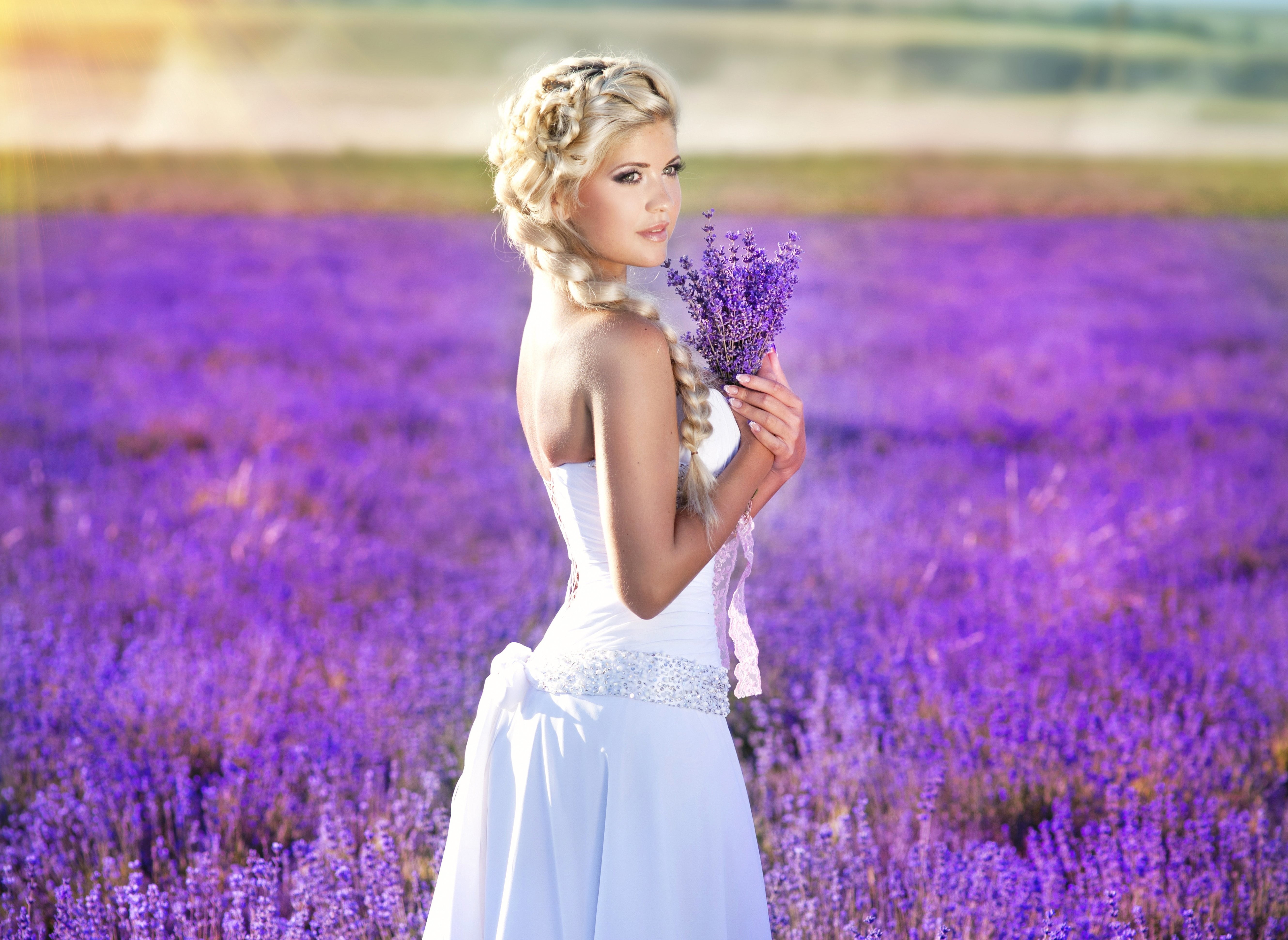 sunlight, beauty in nature, lavender, hairstyle, women, purple, wedding dress, hair, blonde, beauty, 5K, depth of field, white dress, day, beautiful woman, HD Wallpaper