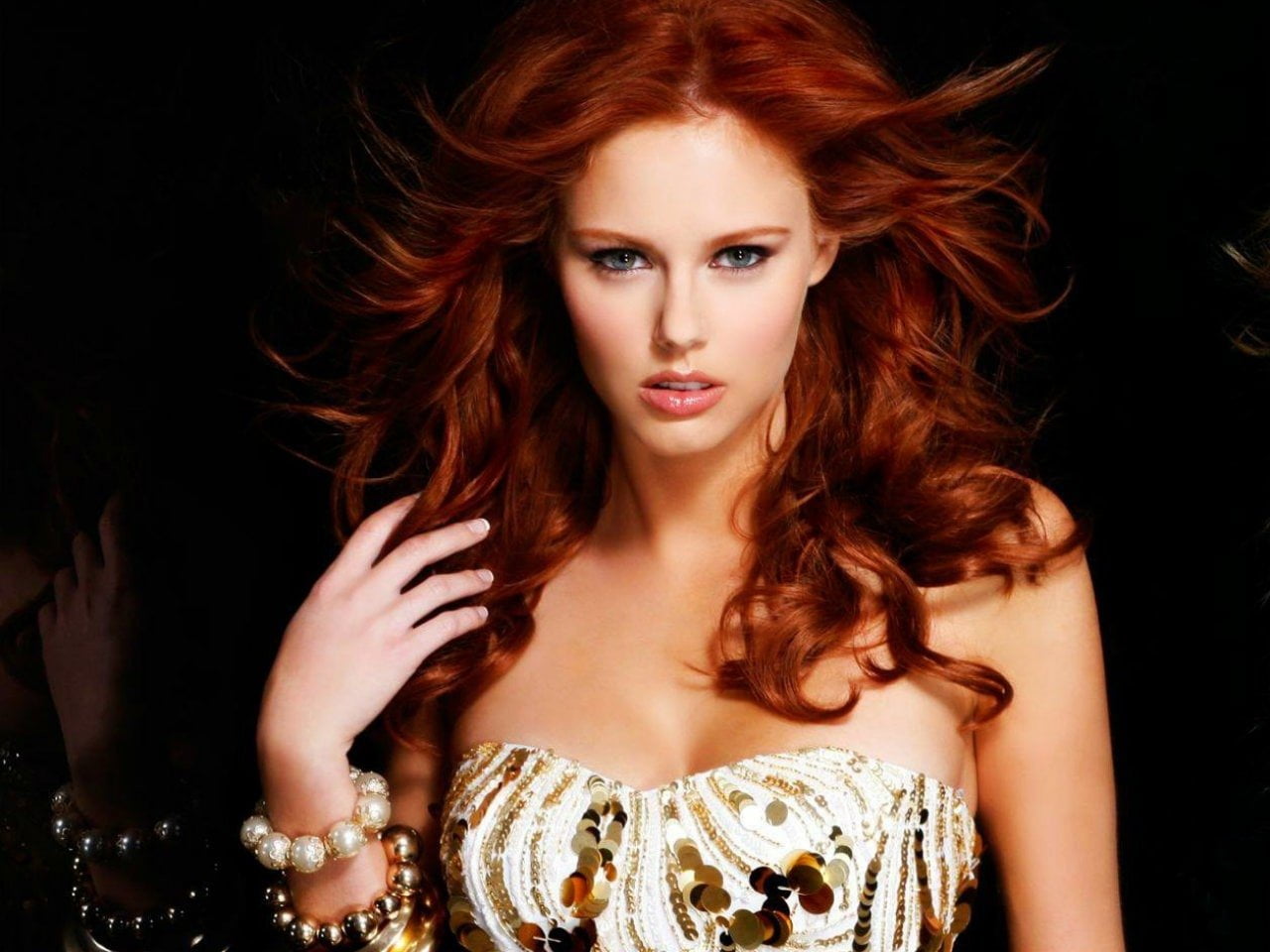 redhead, portrait, females, top, beautiful people, Girl, women, glamour, one person, young adult, beauty, Model, Photography, young women, dyed red hair, HD Wallpaper