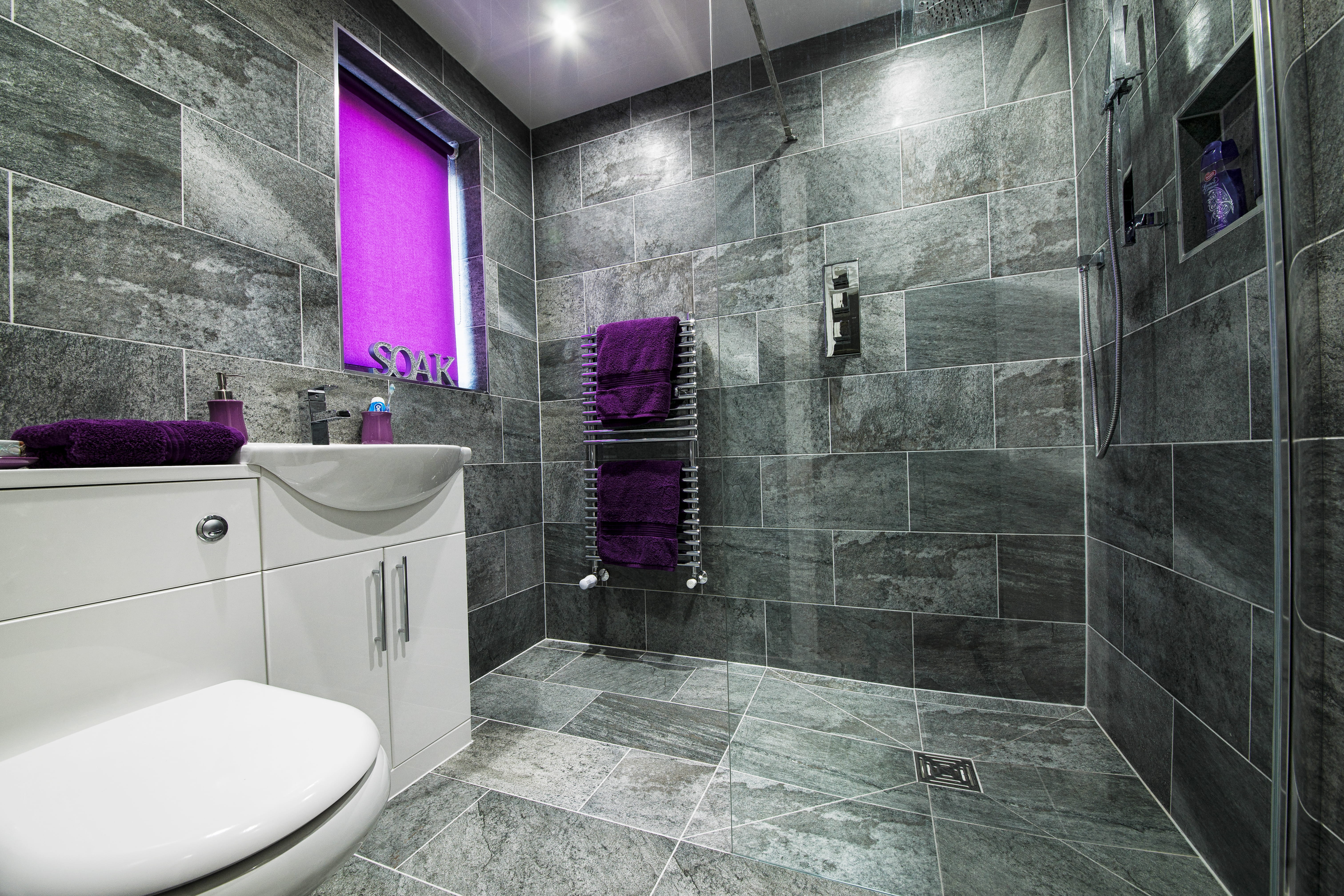shower, luxury, indoors, design, 5K, blyth, modern, faucet, domestic room, sink, wealth, domestic bathroom, en-suite, no people, purple, illuminated, mirror, HD Wallpaper