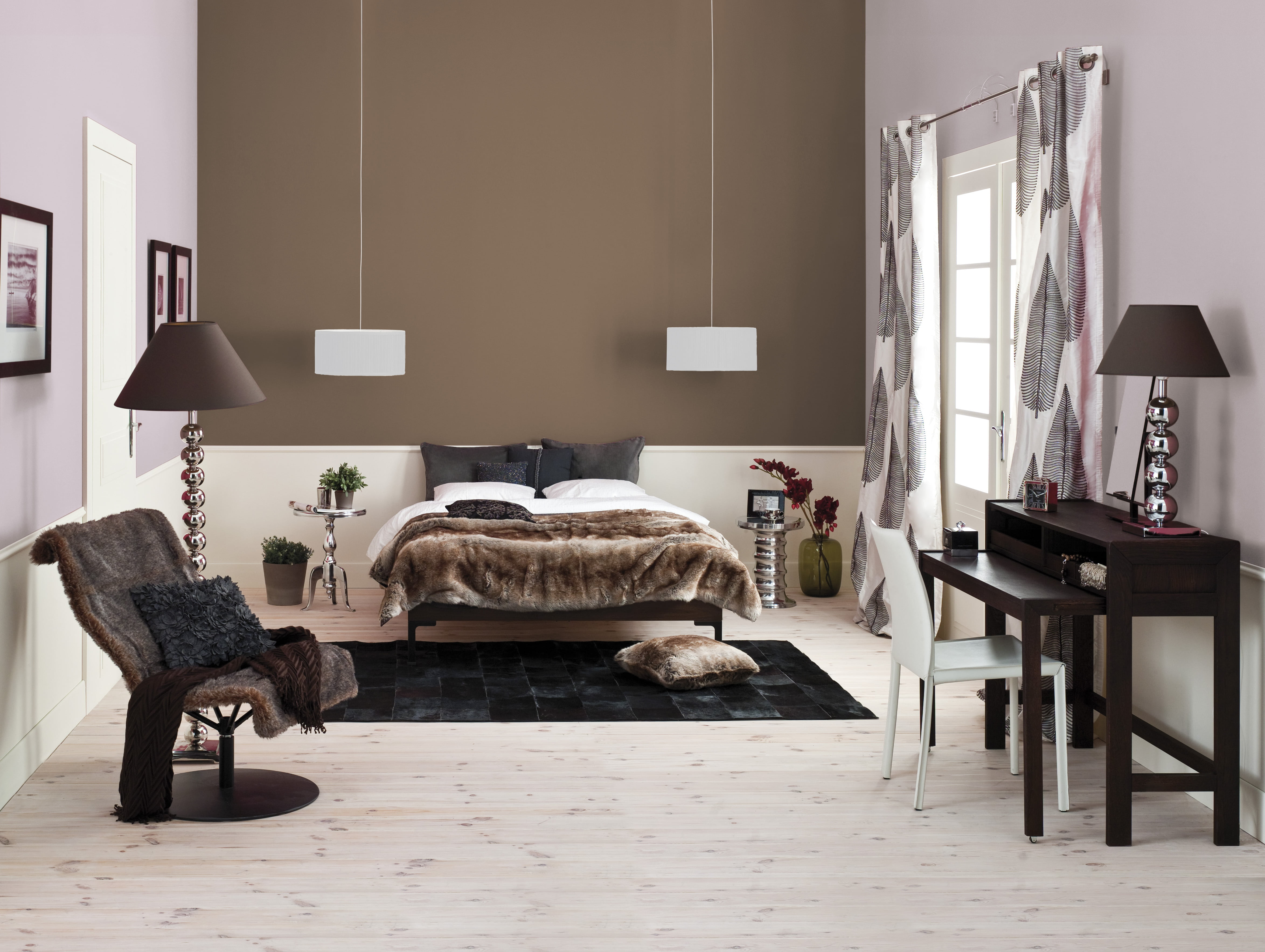 indoors, no people, bed, set, design, seat, animal, Villa, absence, interior, electric lamp, pillow, table, luxury, lighting equipment, home interior, furniture, HD Wallpaper