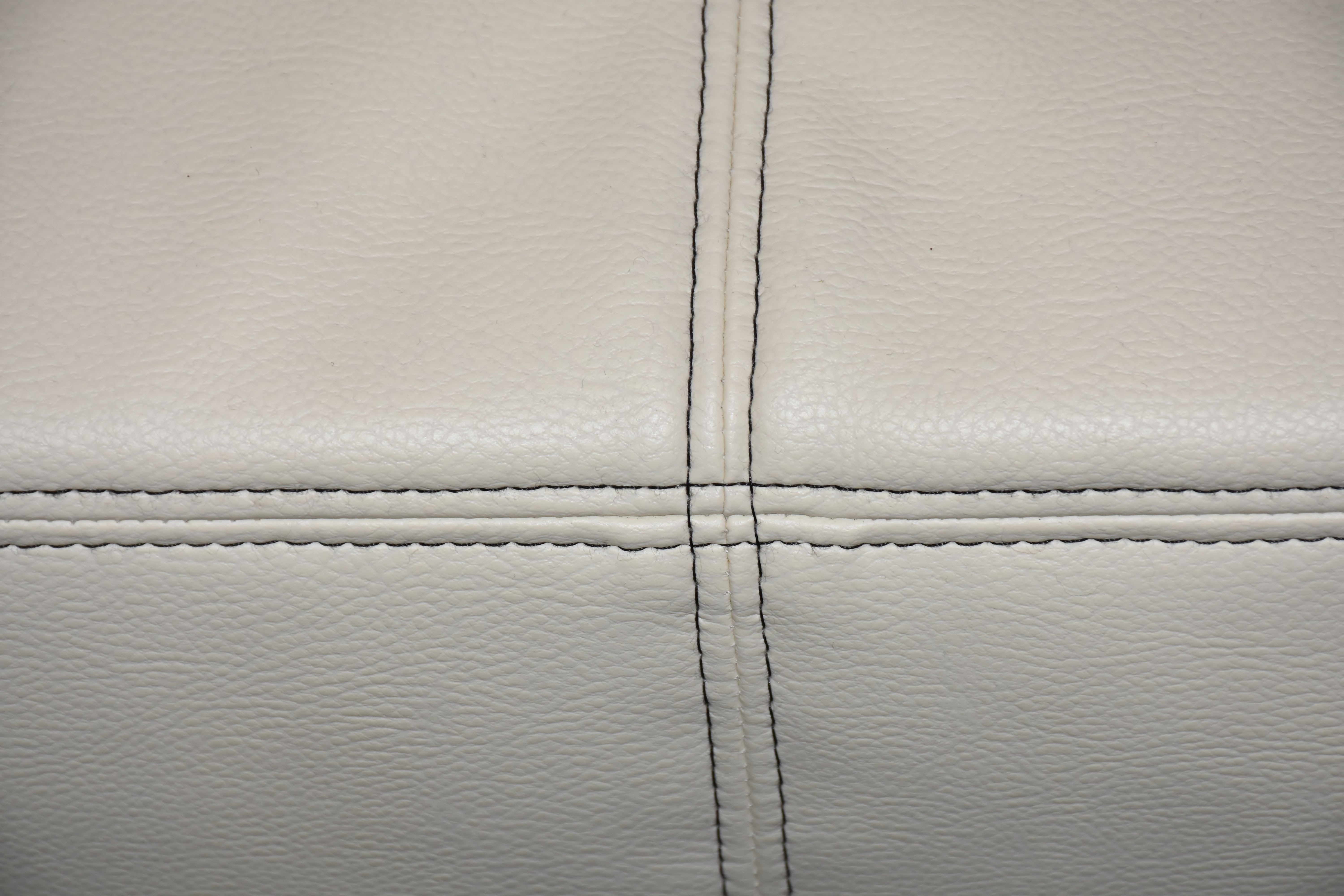 pattern, couch, simplicity, gray, area, full frame, close-up, textured, leathery, furniture, white, no people, leather, textured effect, brown, purse, pores, HD Wallpaper
