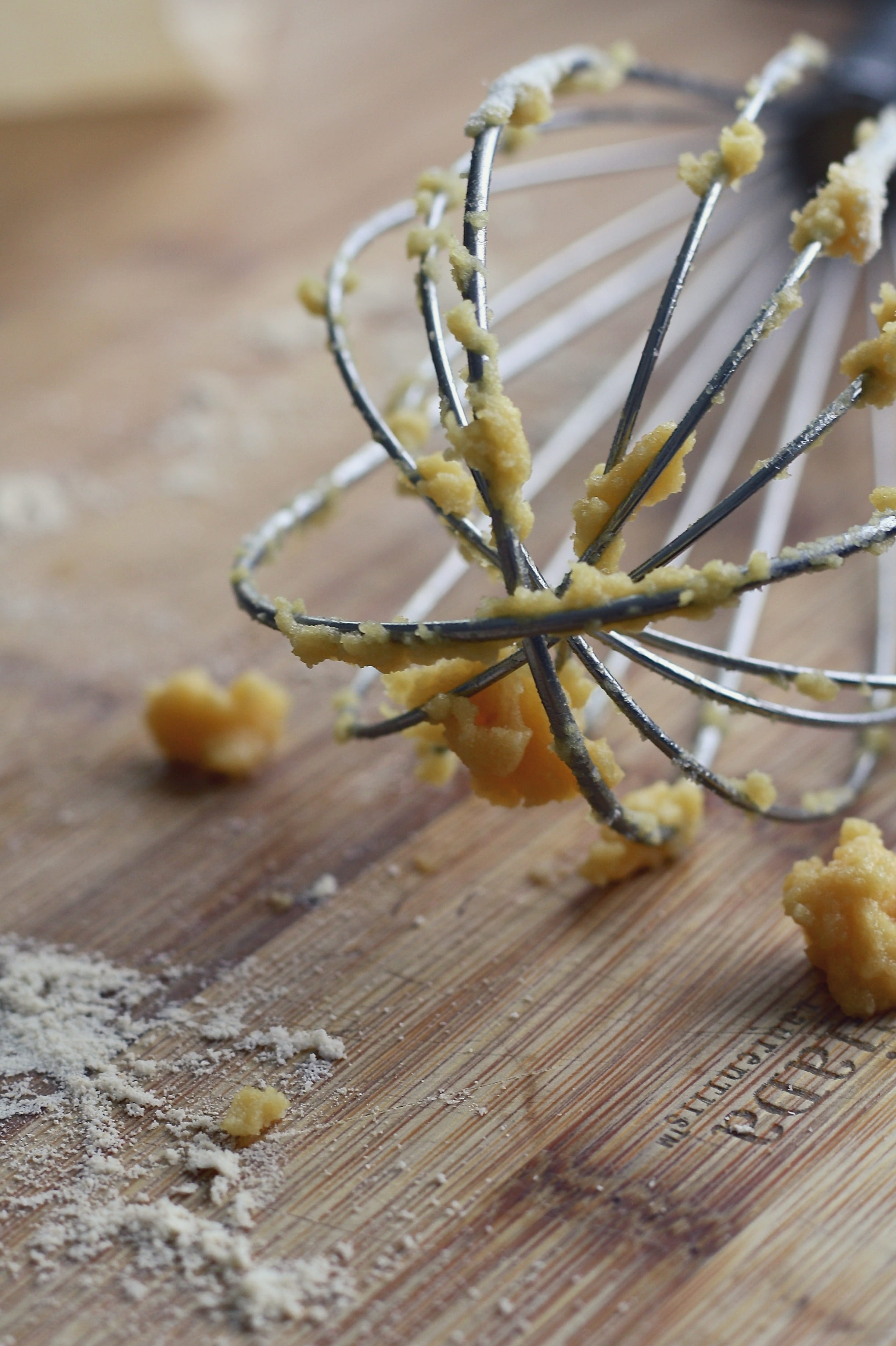 cake, food, day, selective focus, food and drink, focus on foreground, equipment, baking, healthy eating, dough, Whisk, 2K, freshness, plant, indoors, Phone HD Wallpaper