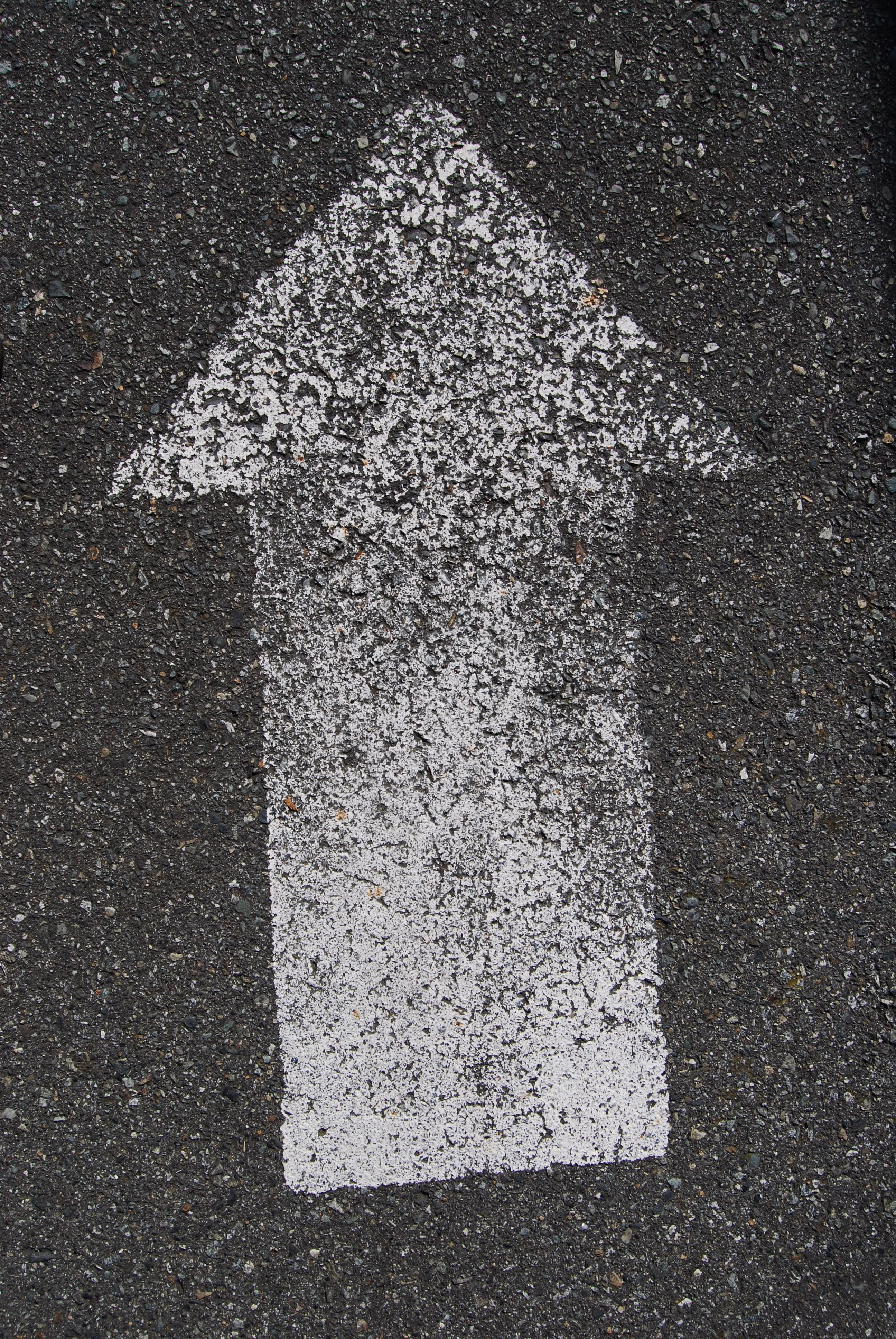communication, outdoors, roadsign, marking, destination, high angle view, white color, directly above, highway, route, concrete, 4K, arrow, Arrow, street signs, Phone HD Wallpaper